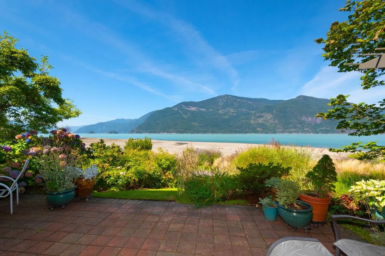 17 Beach Drive