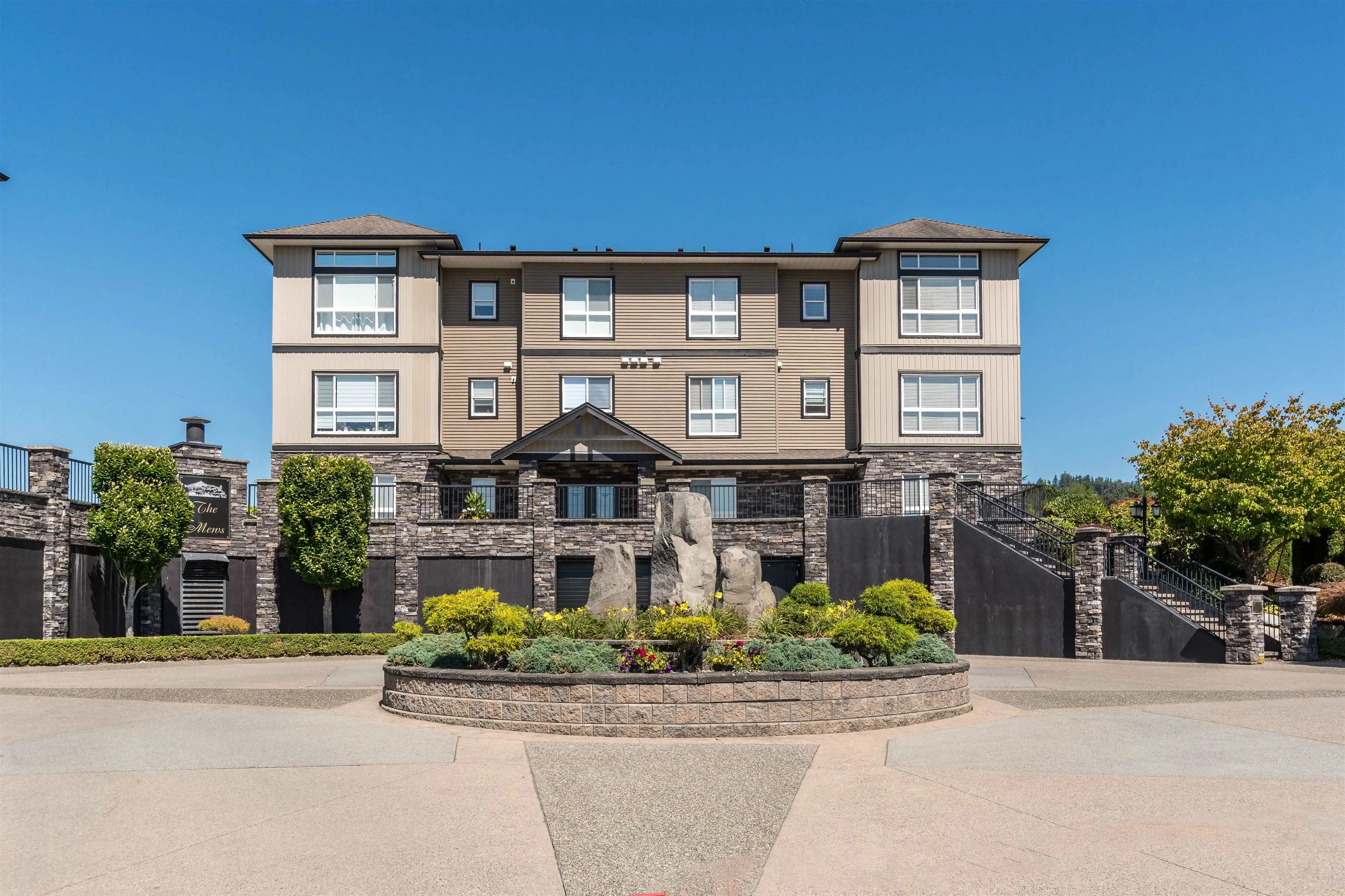 307 33755 7 Avenue