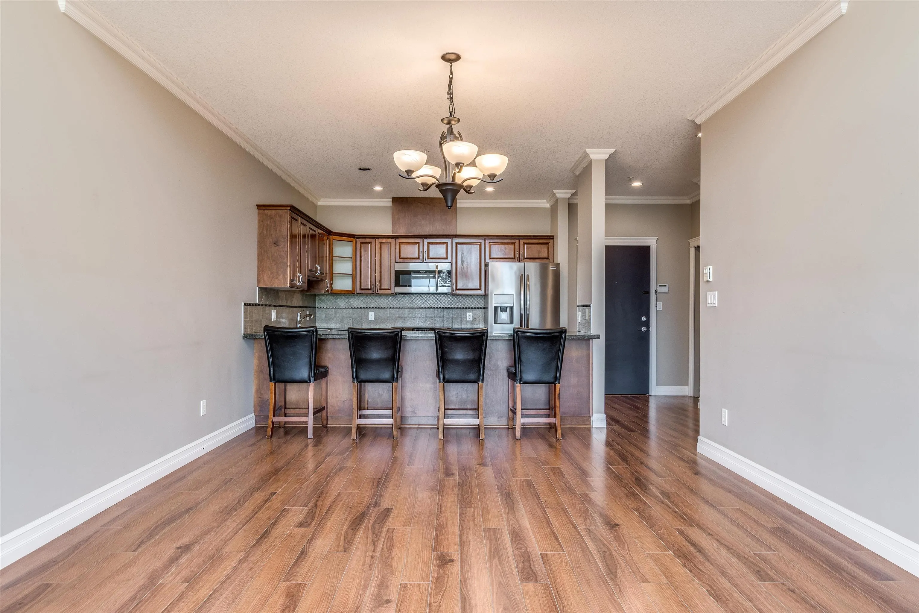 307 33755 7 Avenue