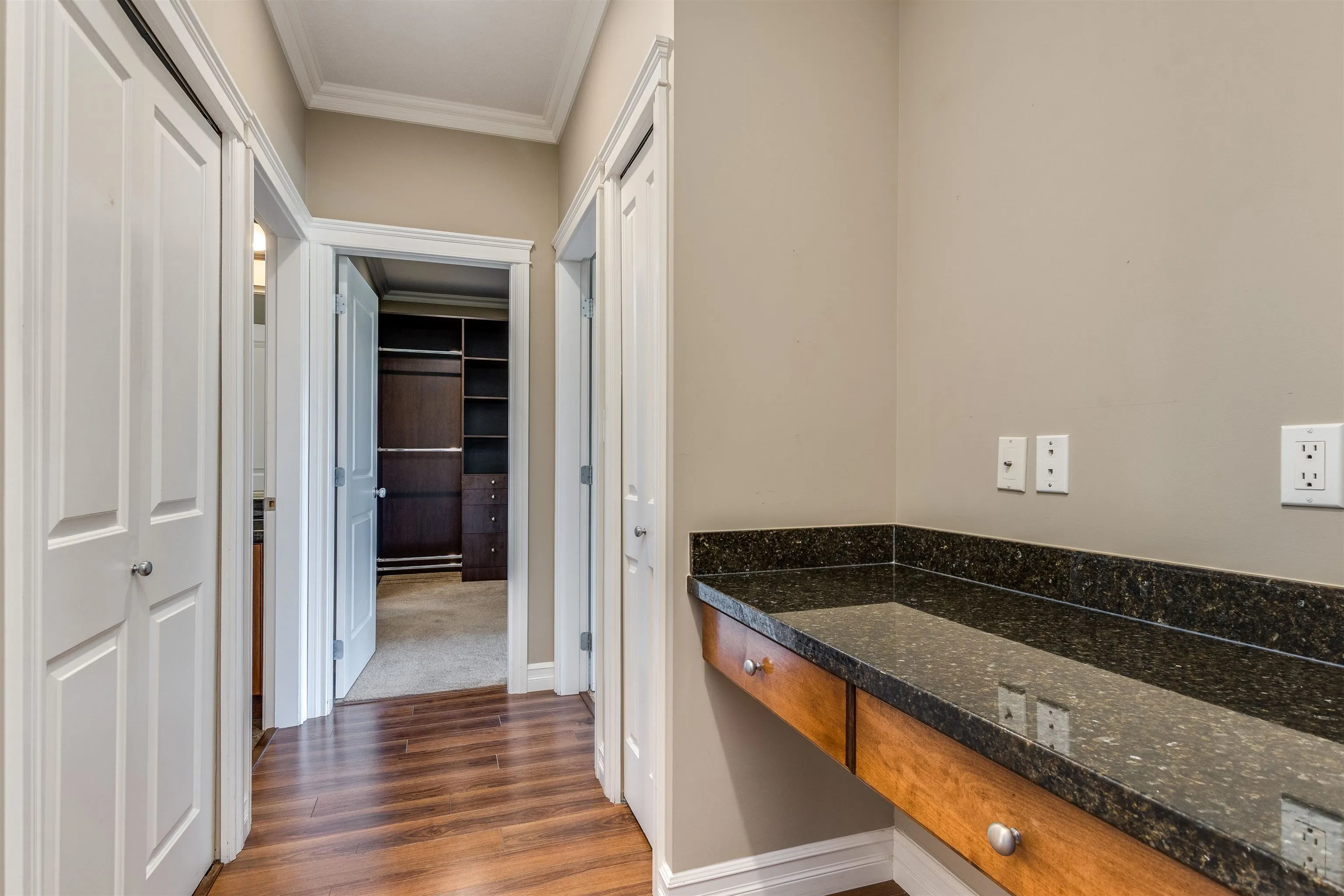 307 33755 7 Avenue