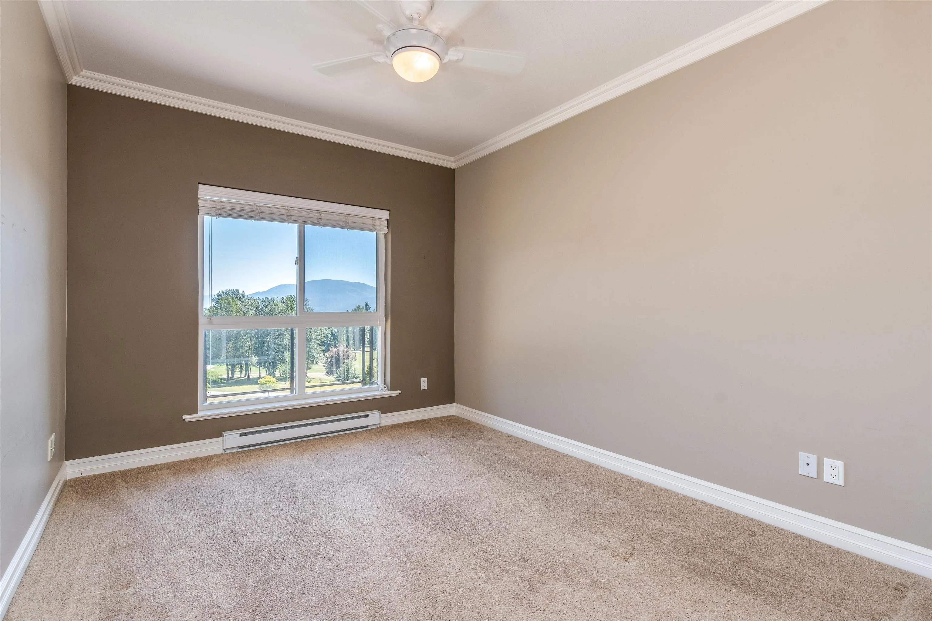 307 33755 7 Avenue