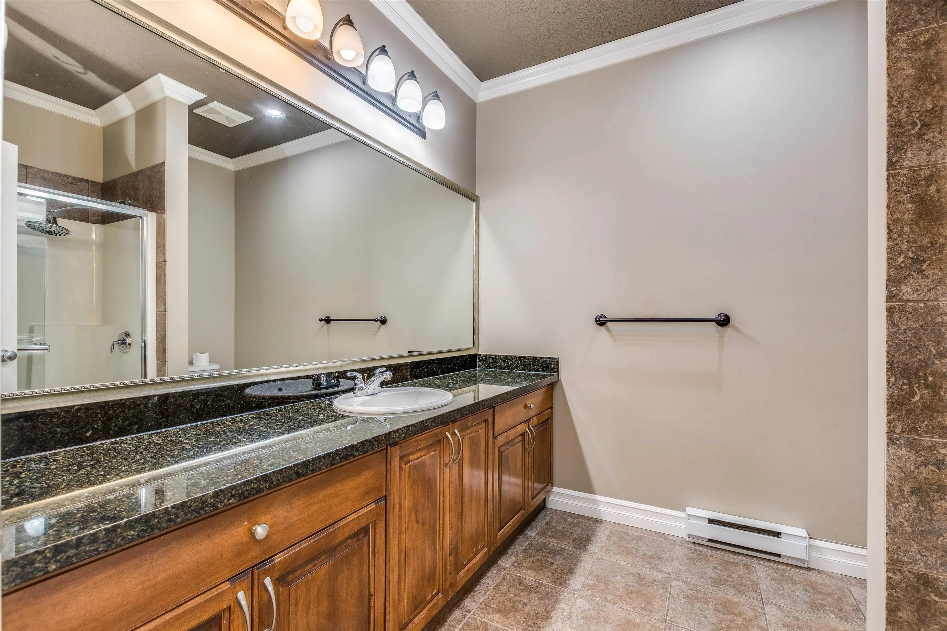307 33755 7 Avenue