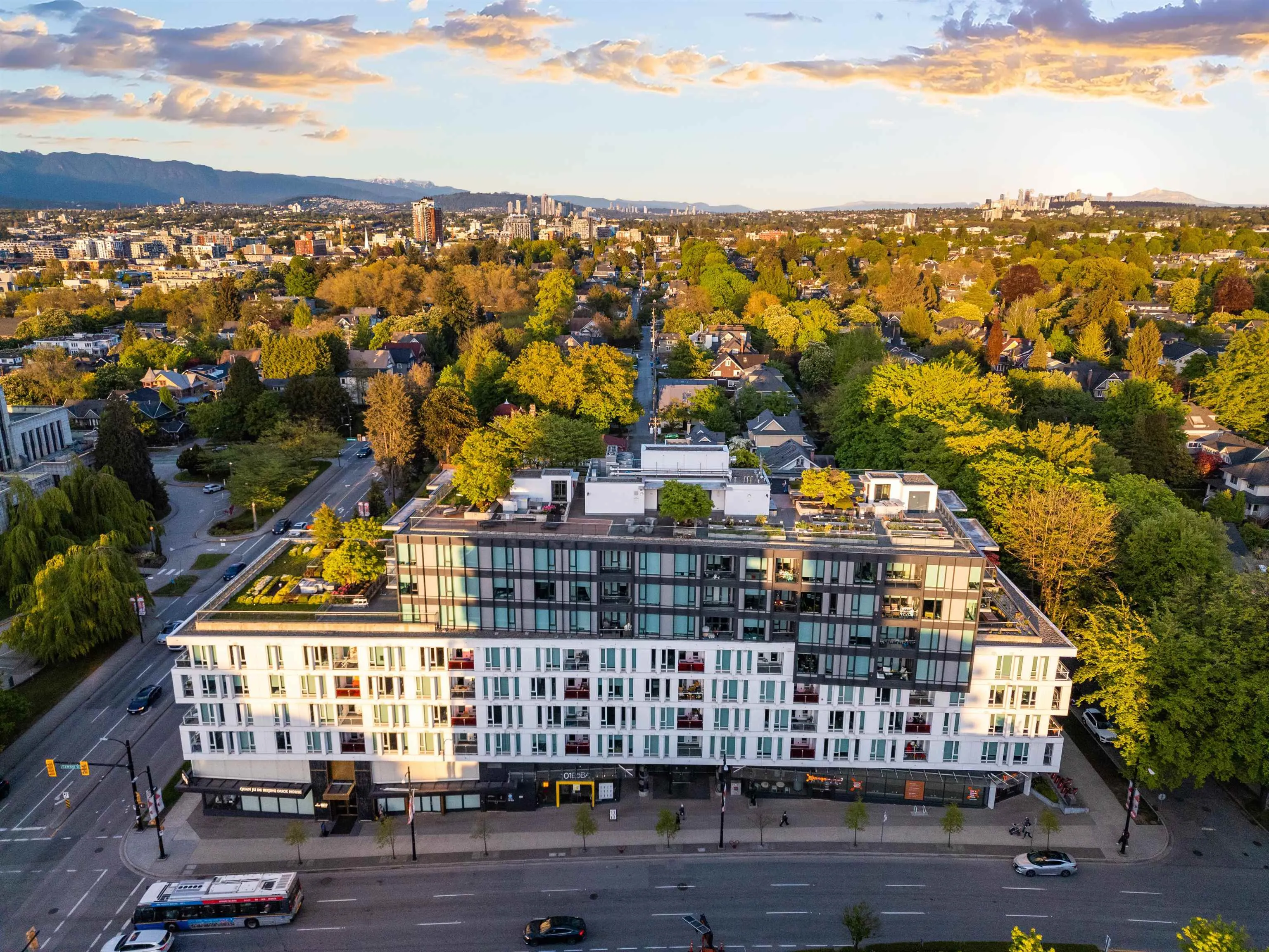 309 2888 Cambie Street
