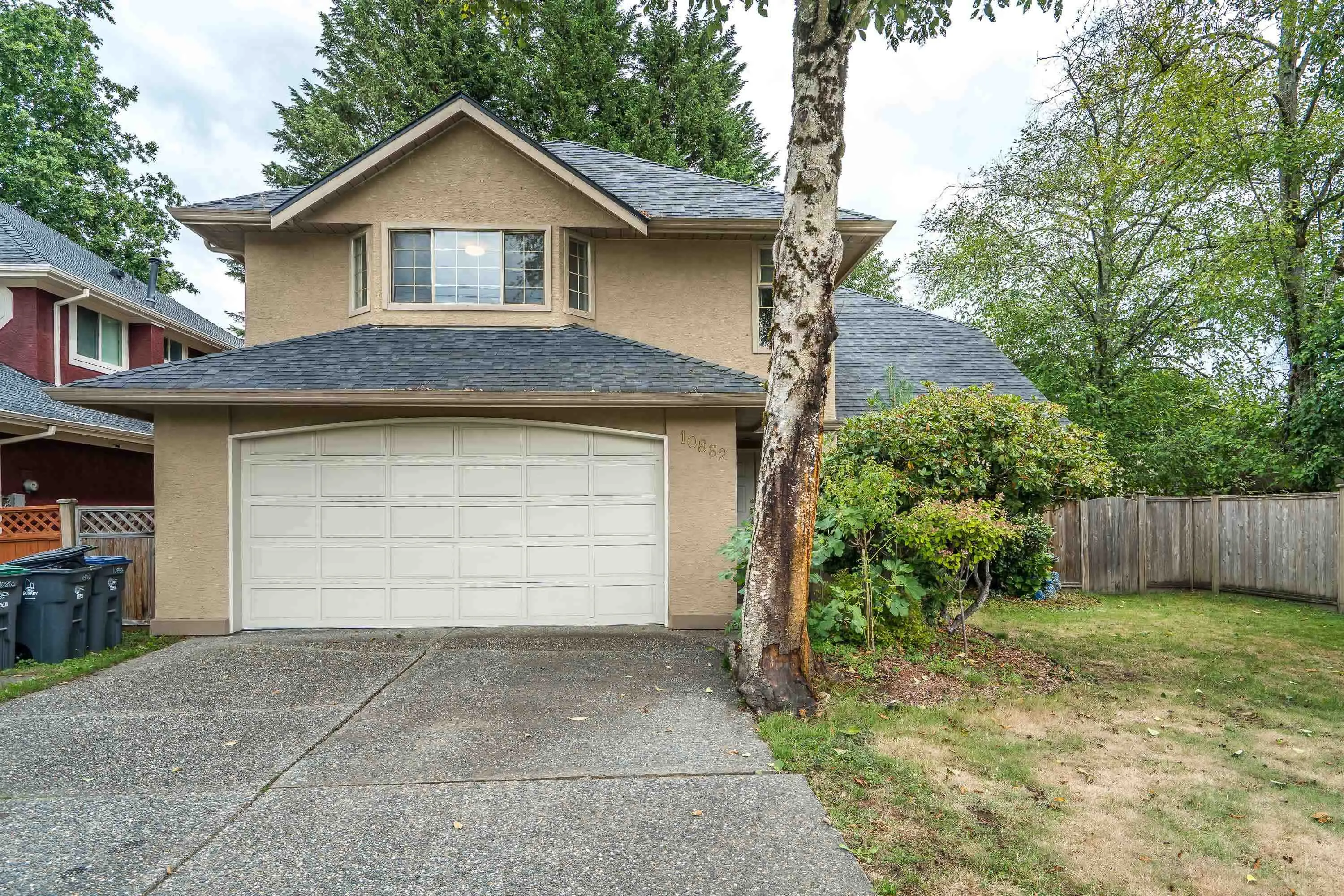 10862 160 Street