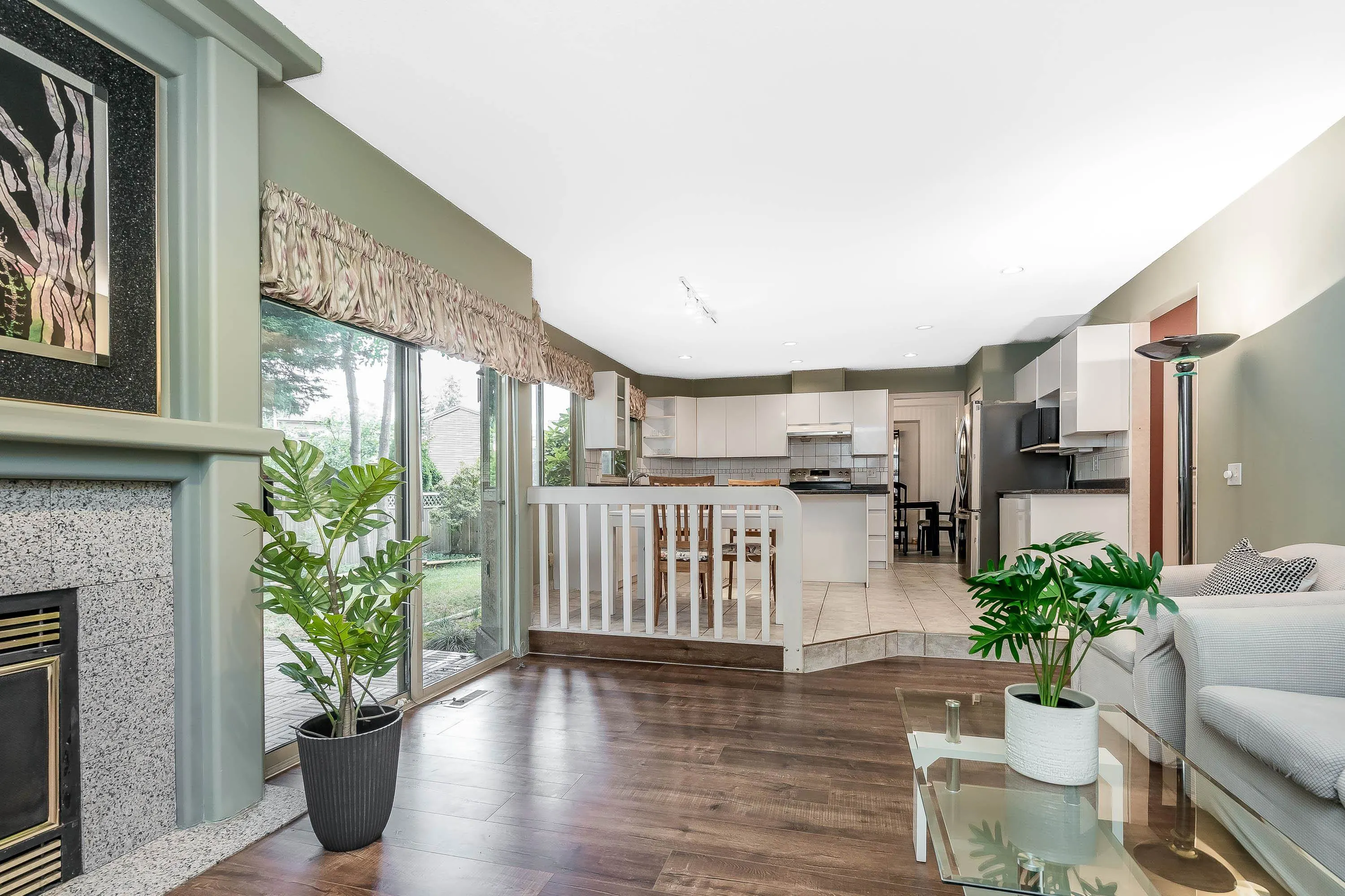 10862 160 Street