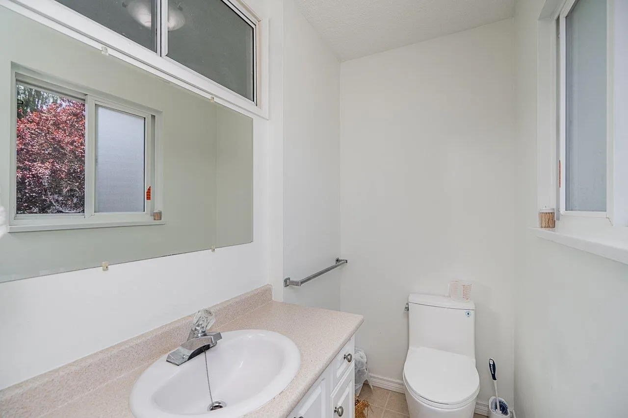 13728 Blackburn Avenue