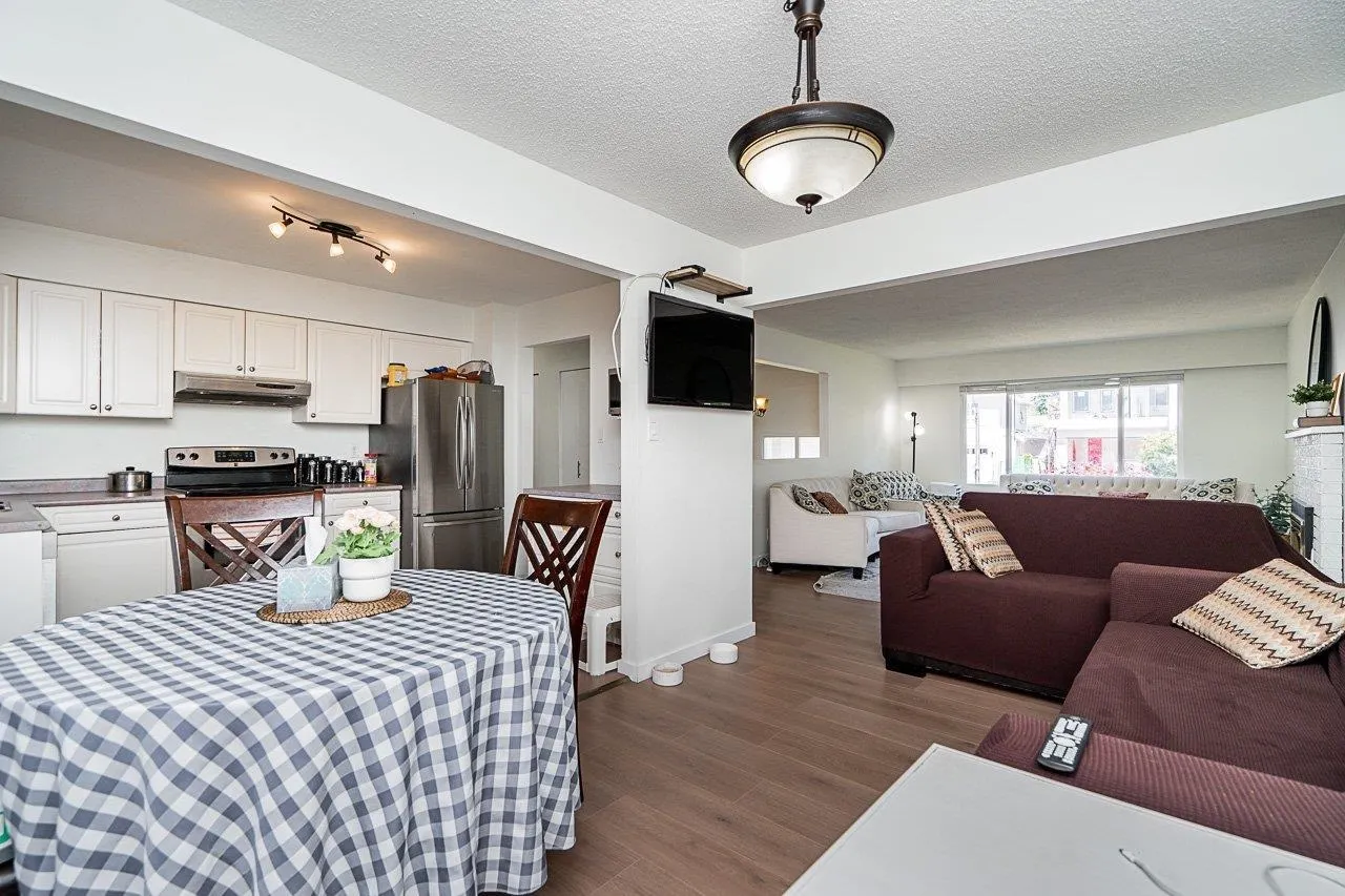 13728 Blackburn Avenue