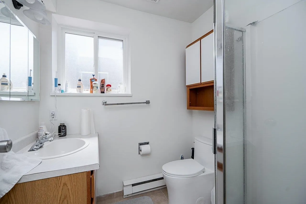 13728 Blackburn Avenue