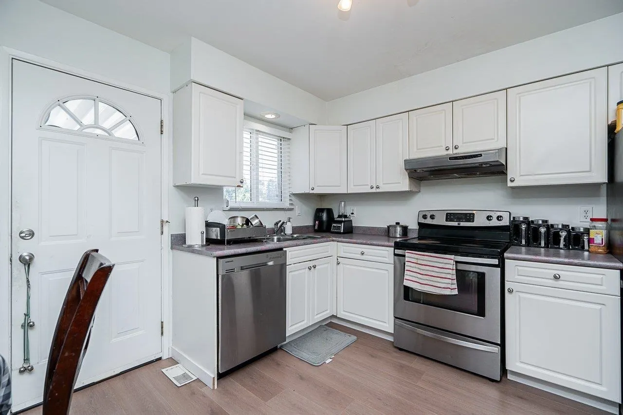 13728 Blackburn Avenue