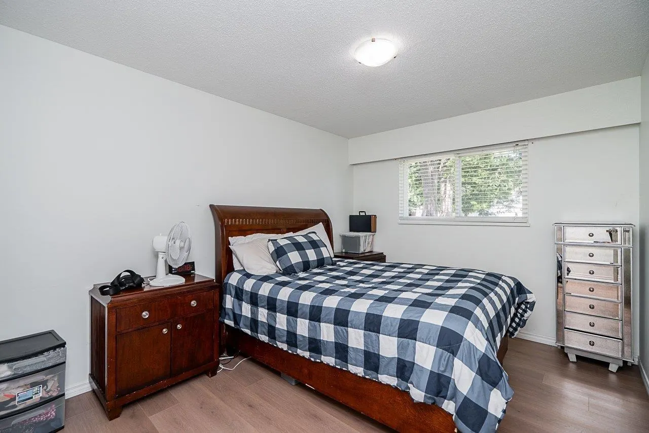 13728 Blackburn Avenue