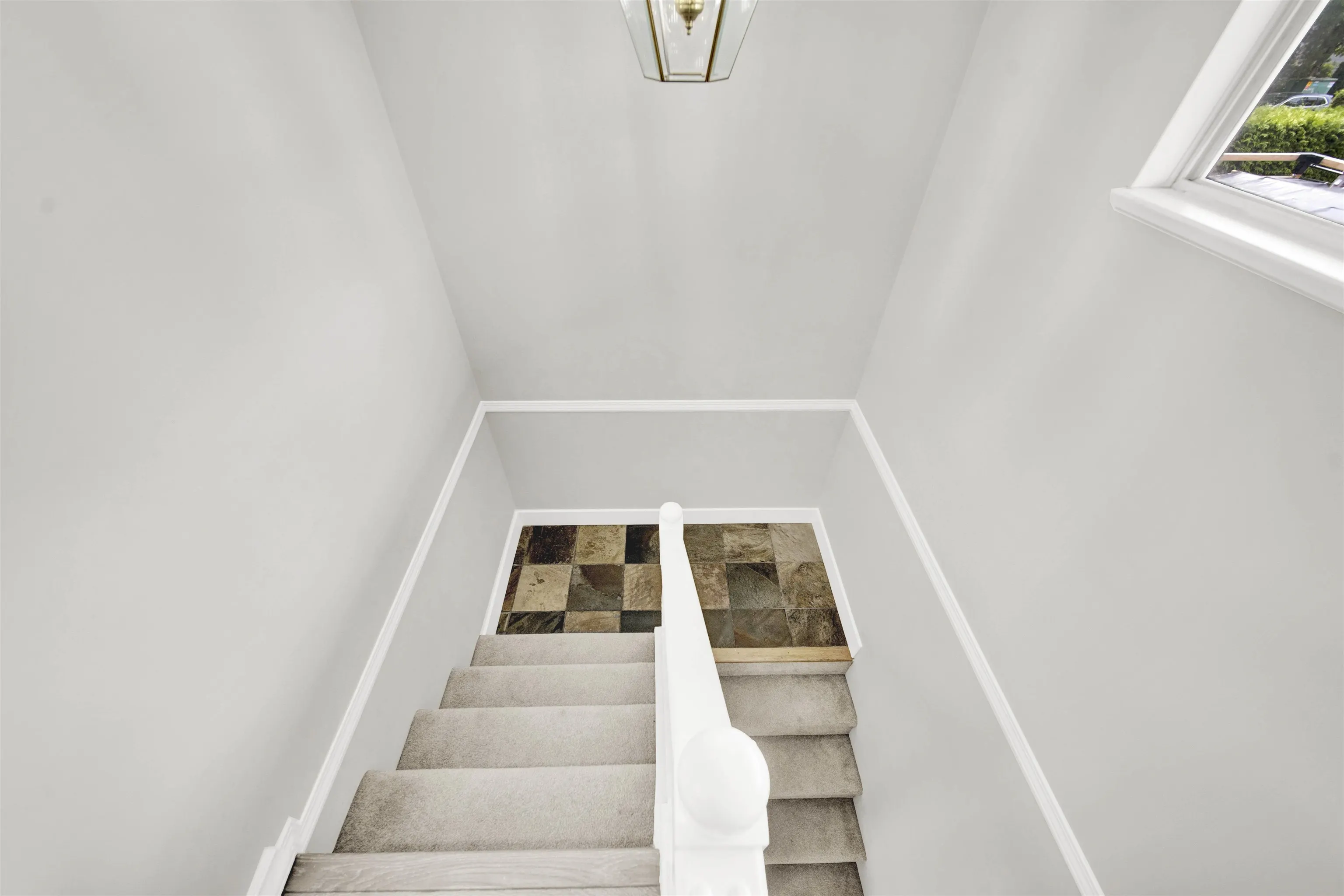 103 16275 85 Avenue