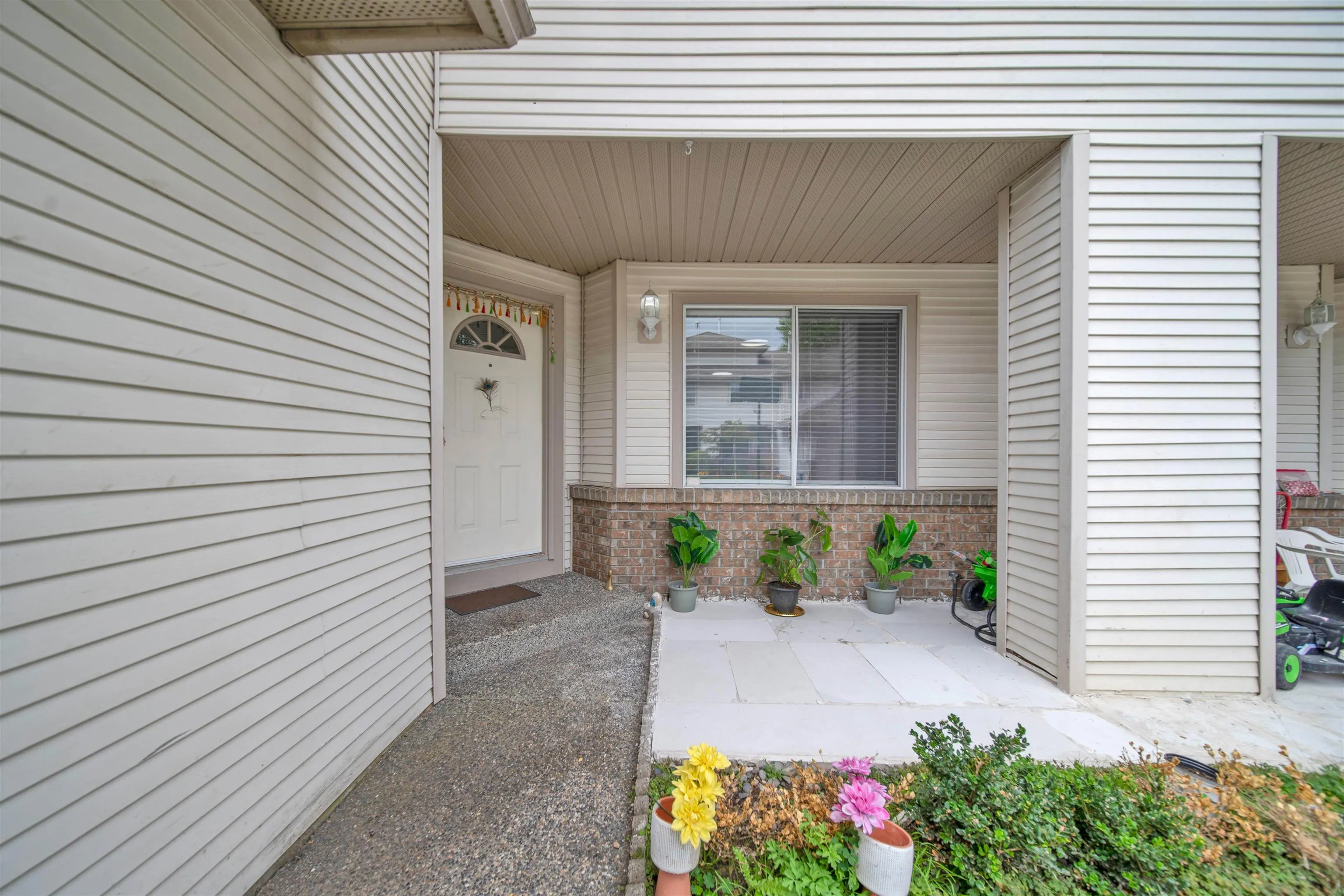 103 16275 85 Avenue