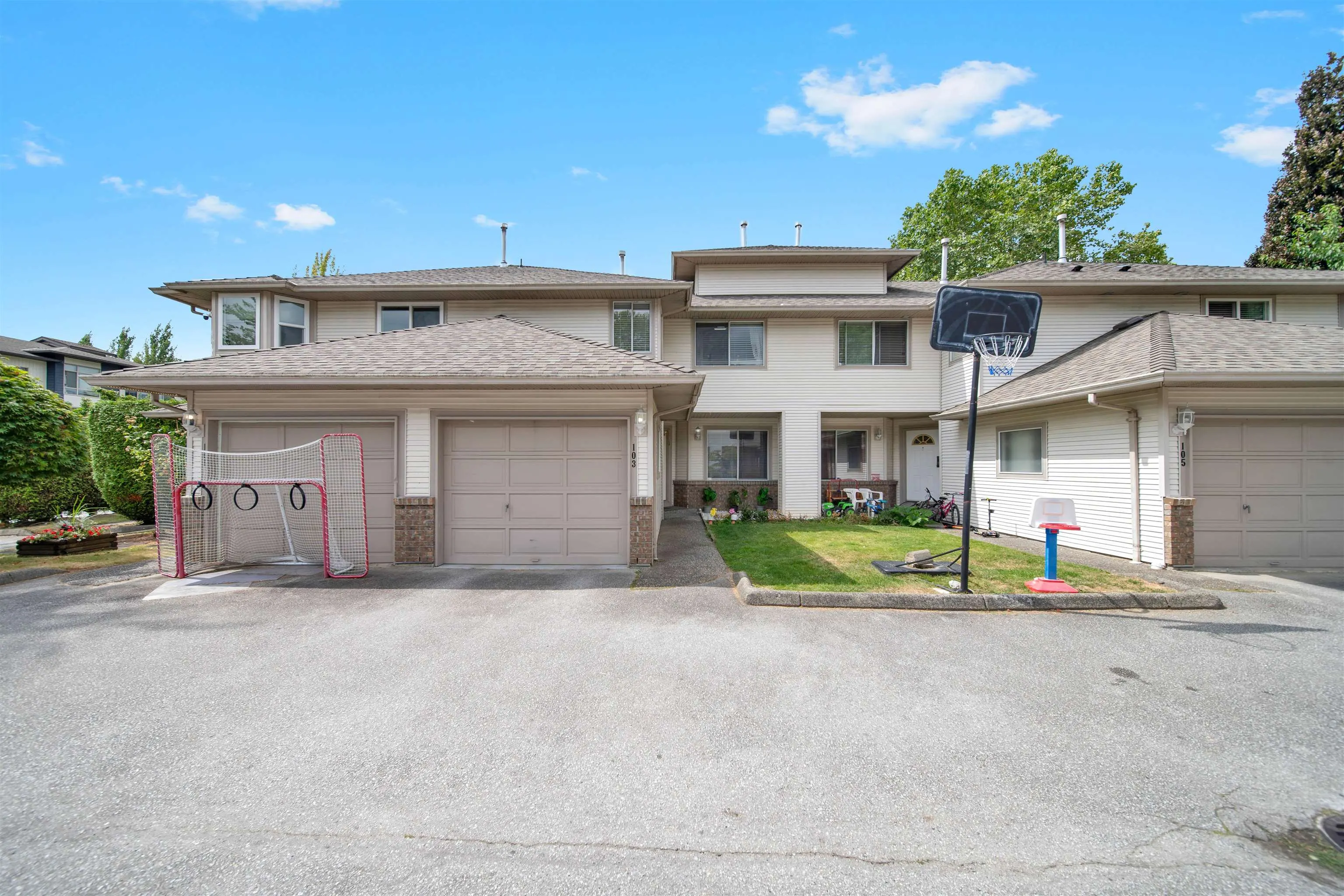 103 16275 85 Avenue