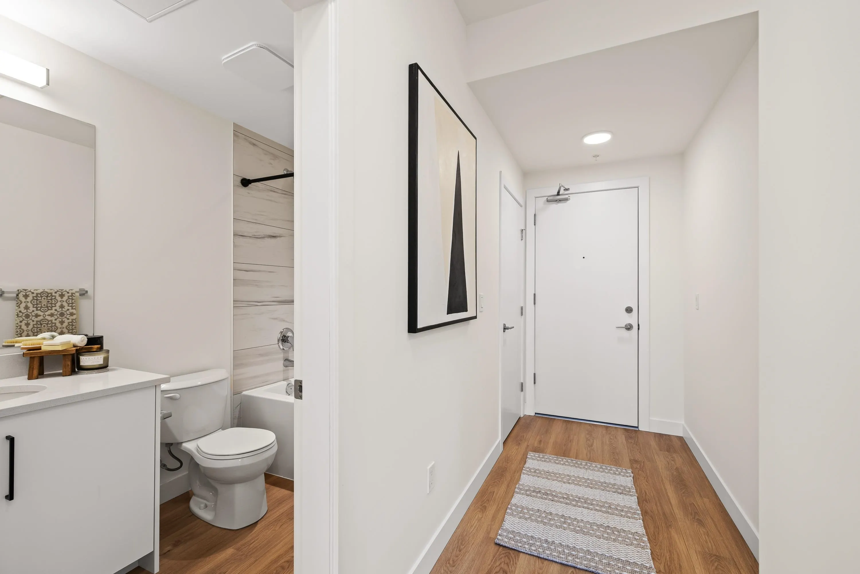 511 33816 South Fraser Way