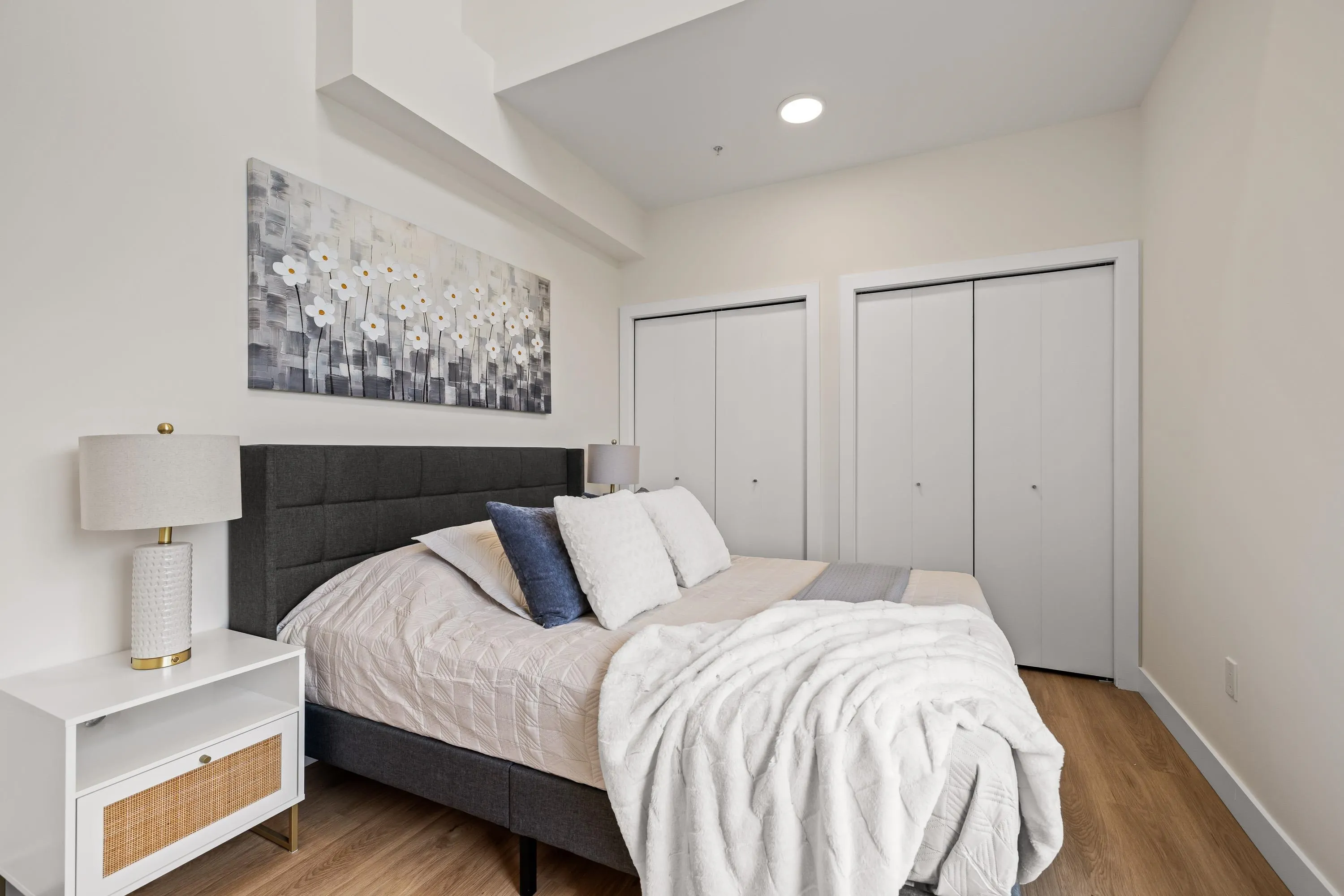 511 33816 South Fraser Way