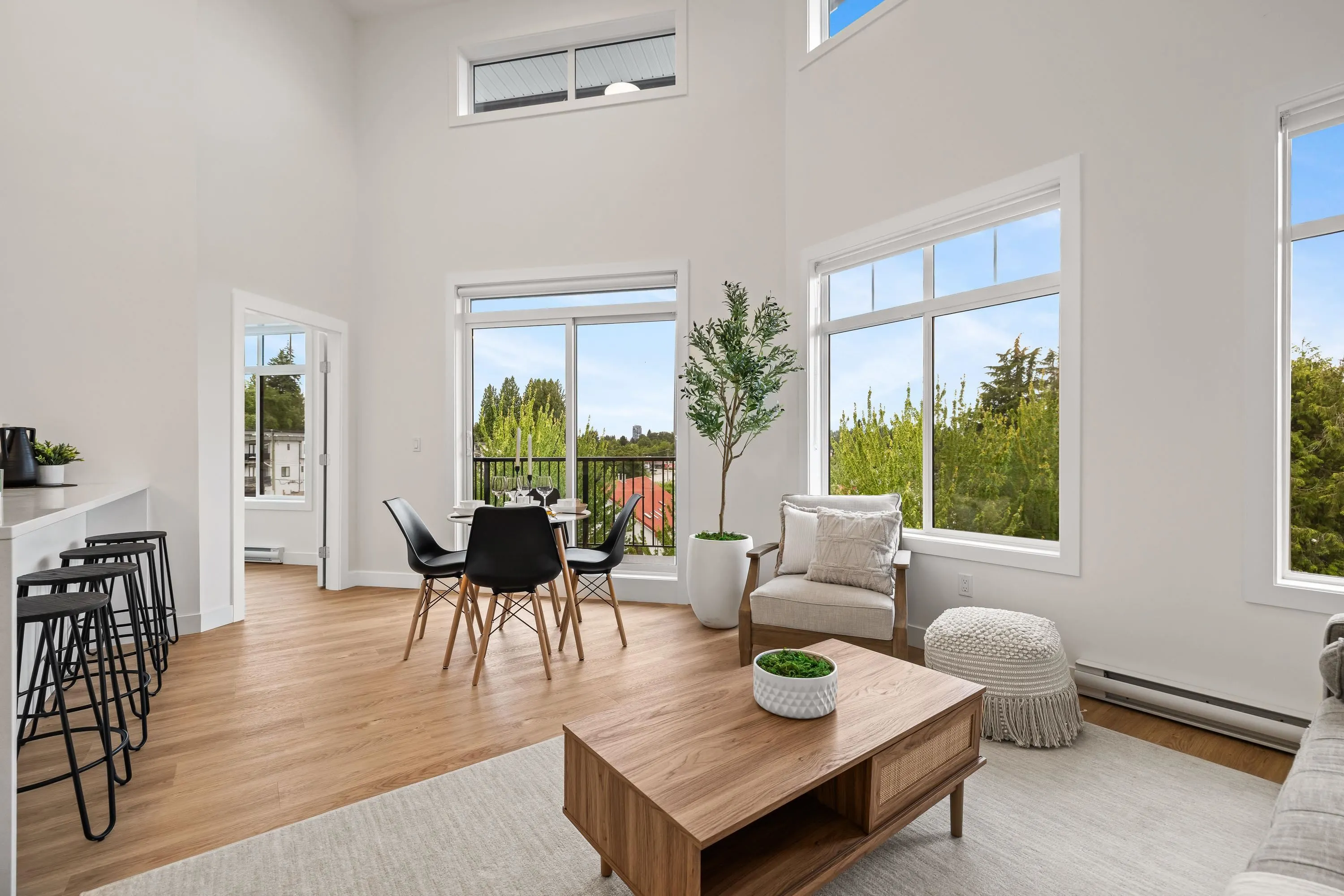 511 33816 South Fraser Way