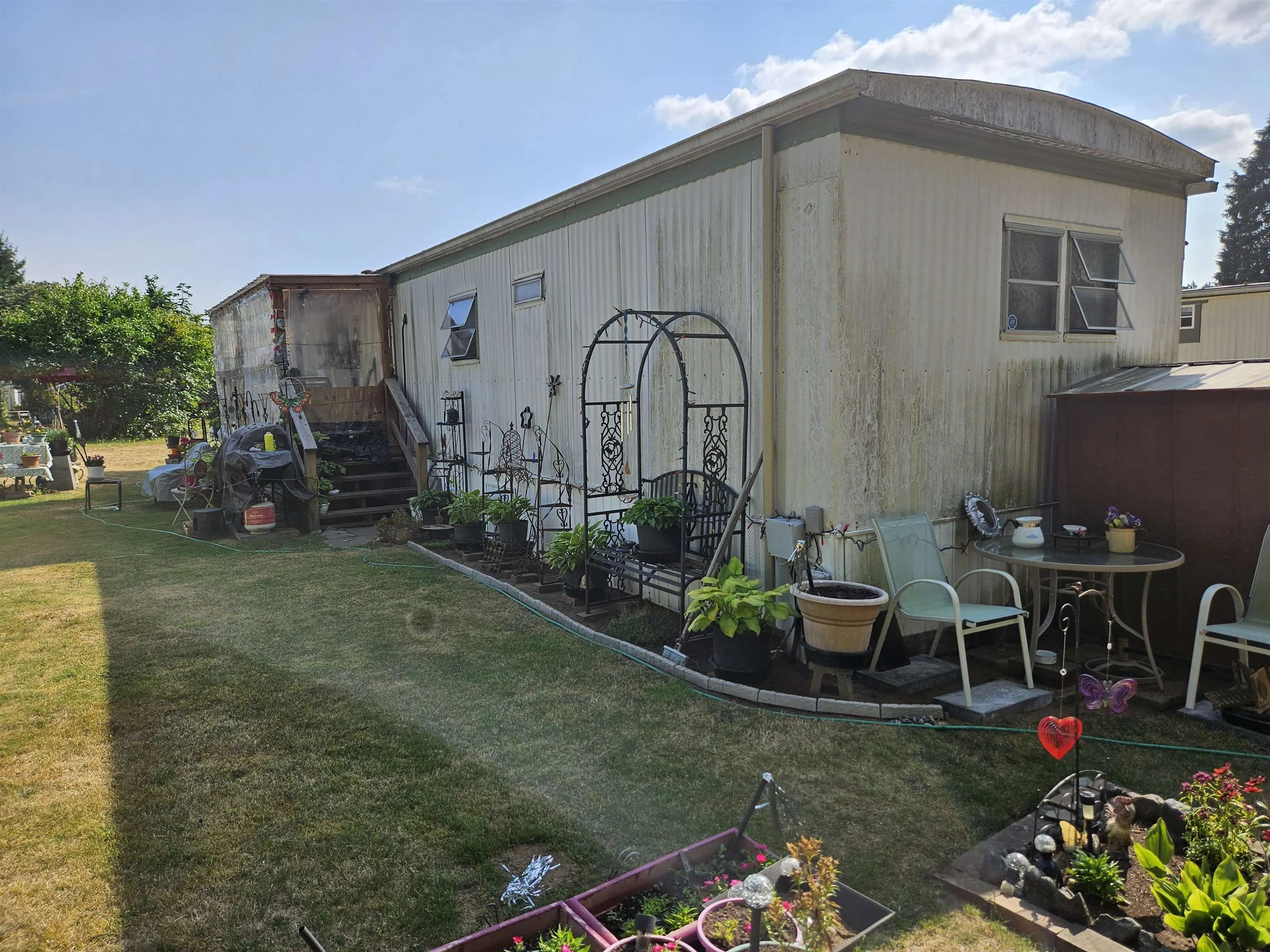 24 4426 232 Street