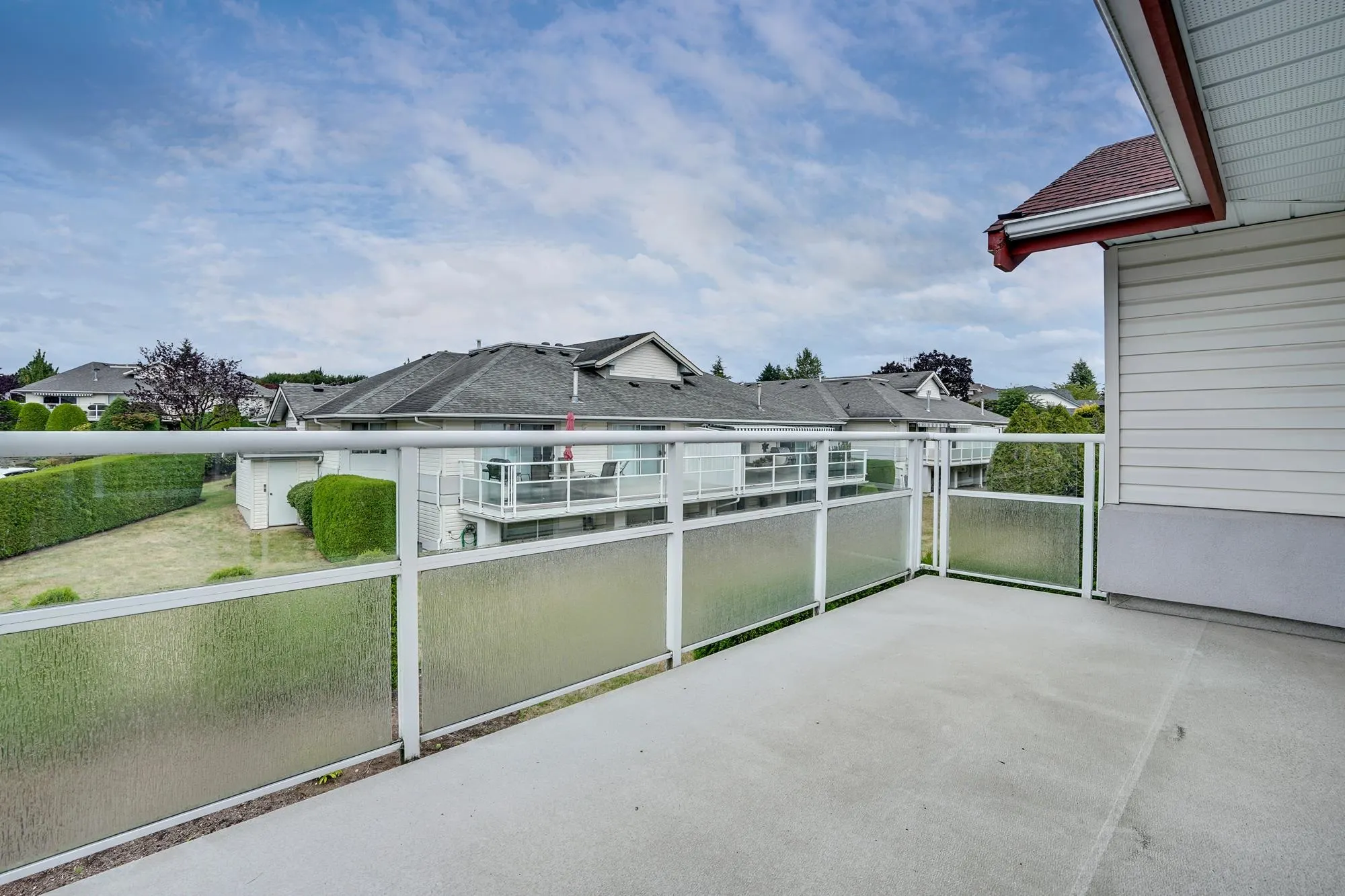 29 31406 Upper Maclure Road