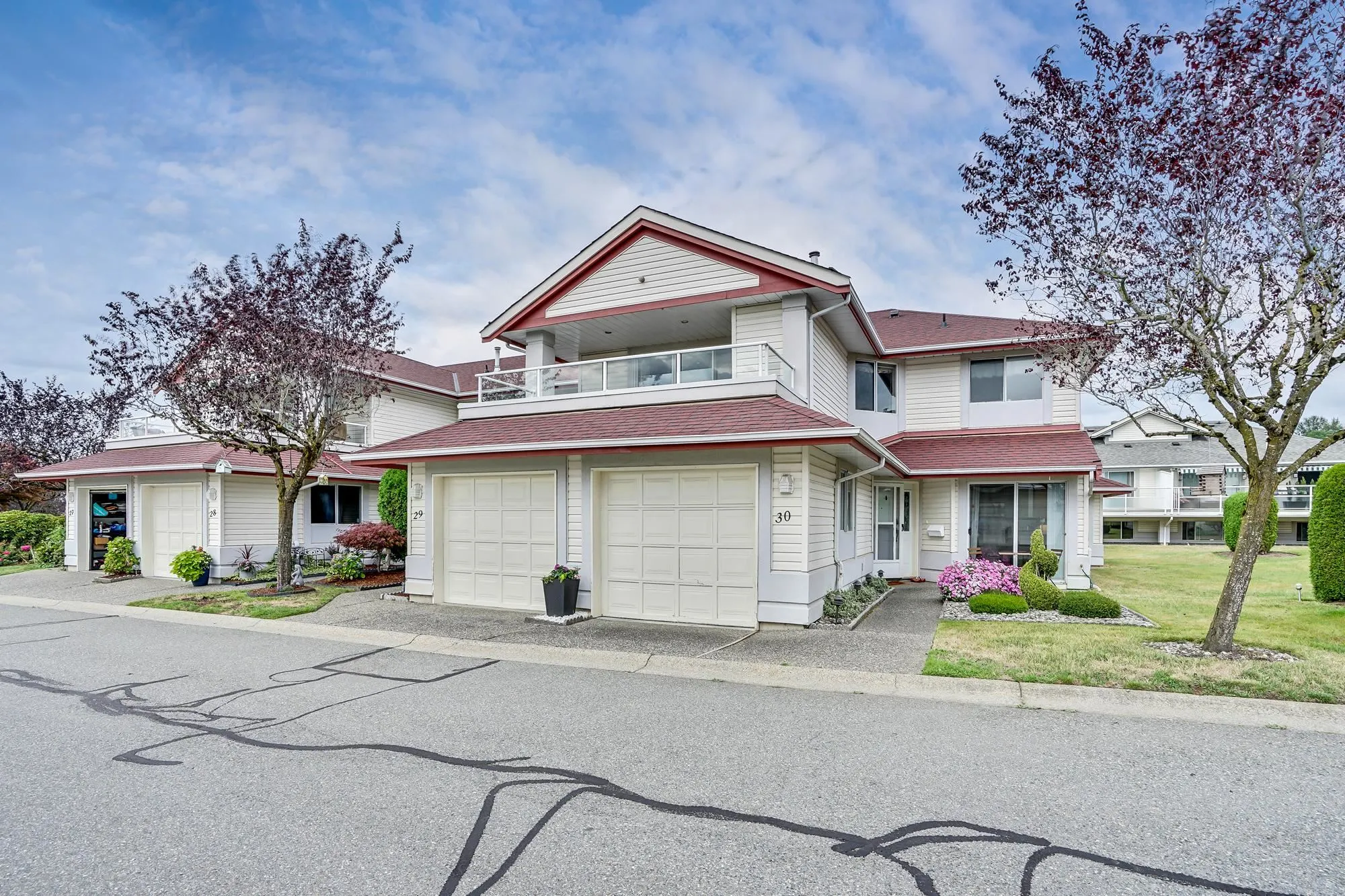 29 31406 Upper Maclure Road