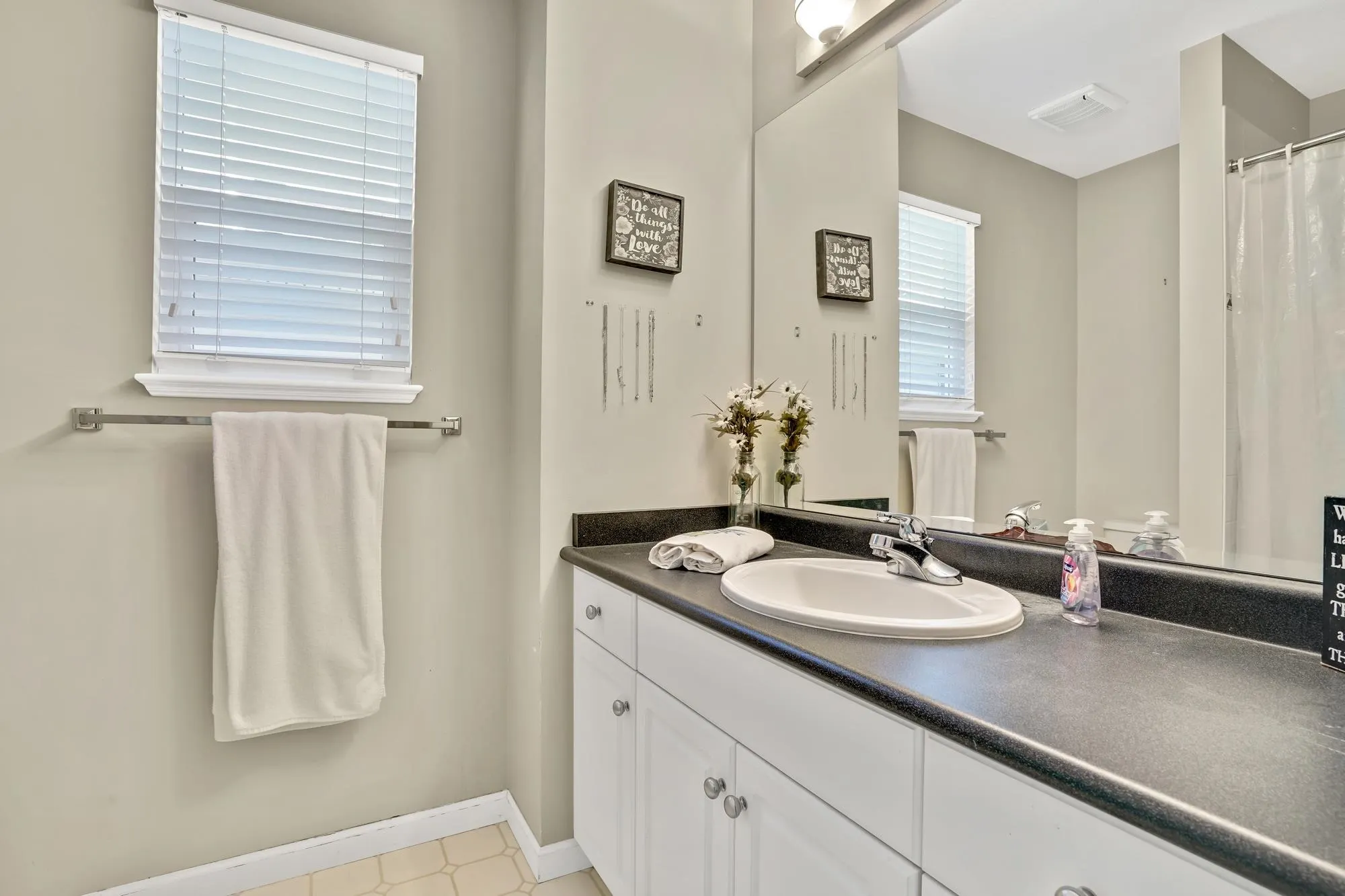 36289 Atwood Crescent