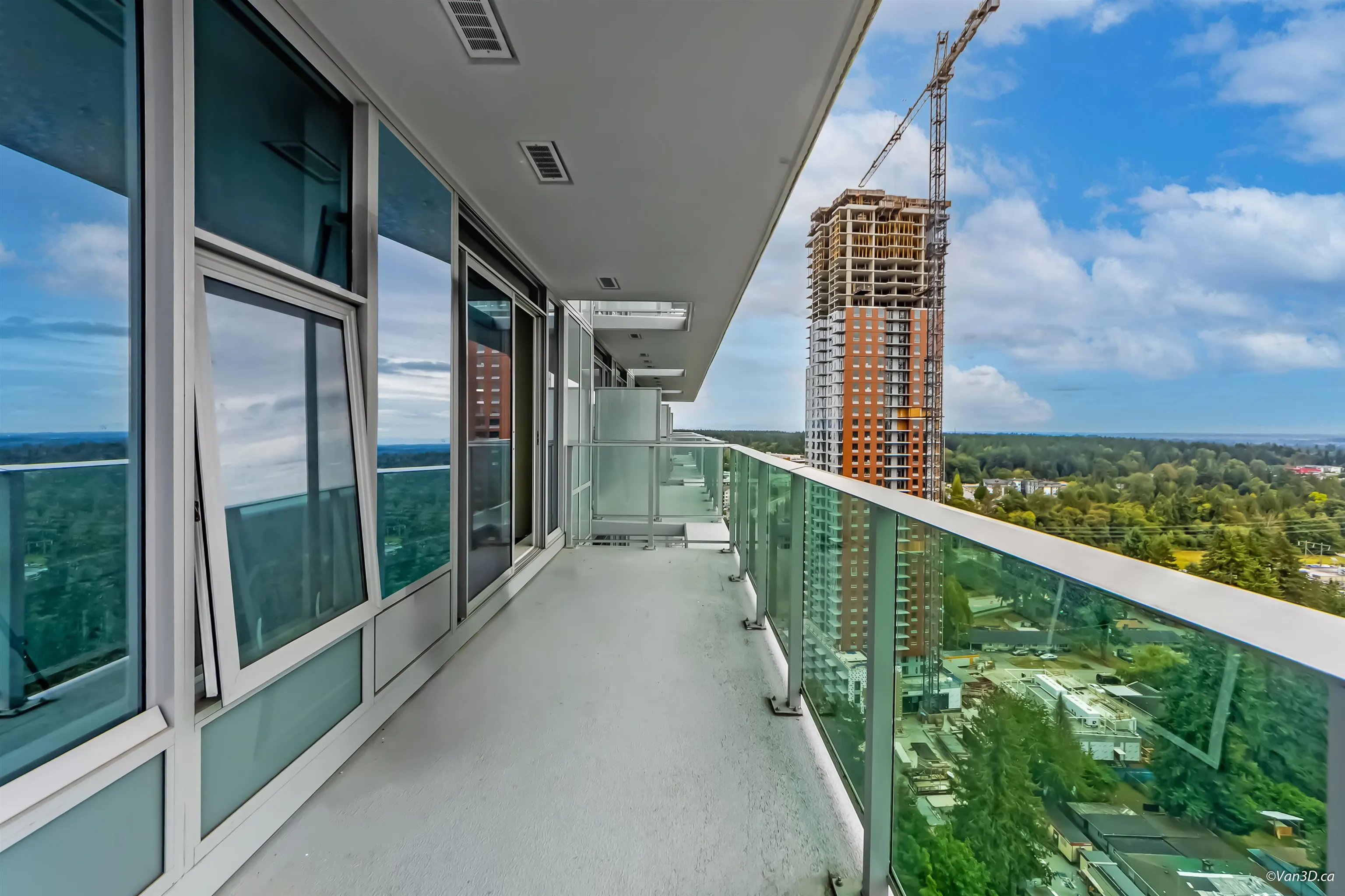 2302 13655 Fraser Highway