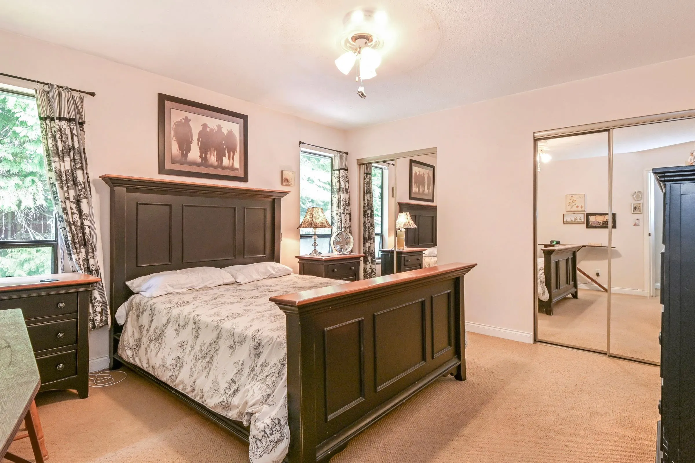 3754 Nanaimo Crescent