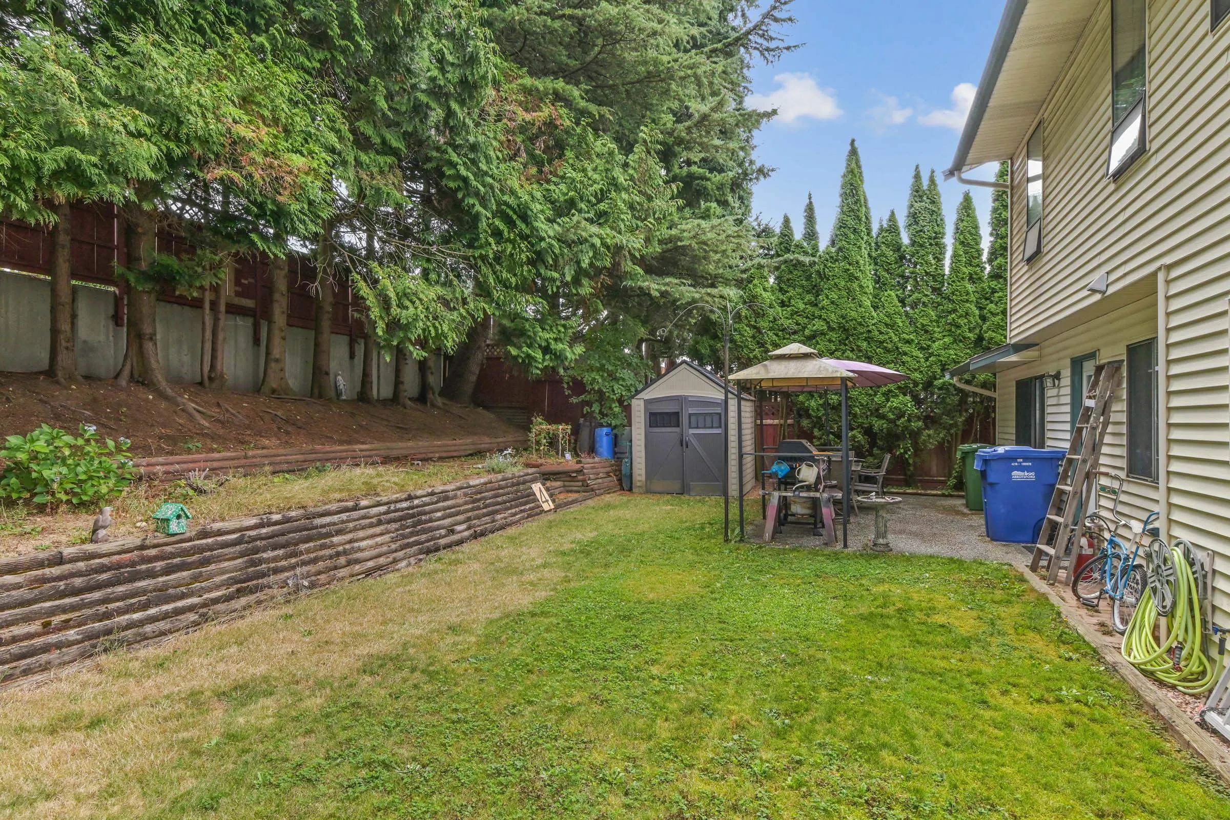 3754 Nanaimo Crescent