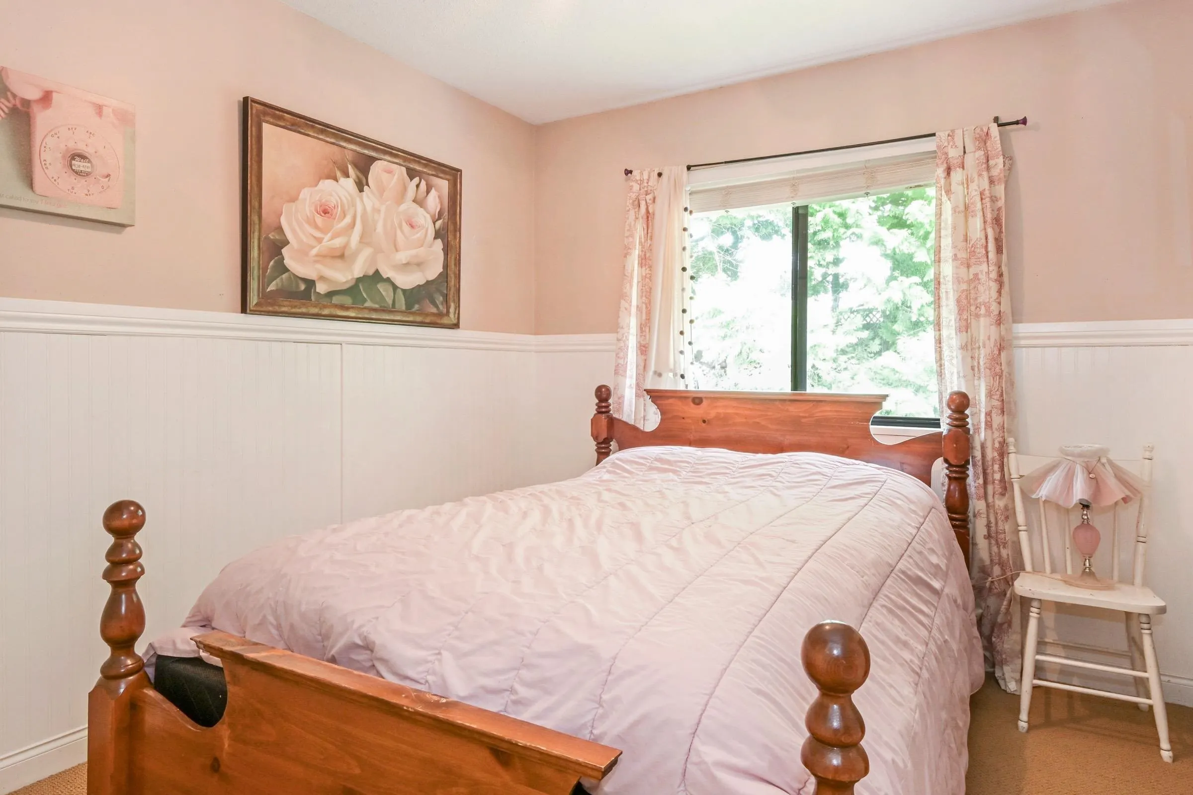 3754 Nanaimo Crescent