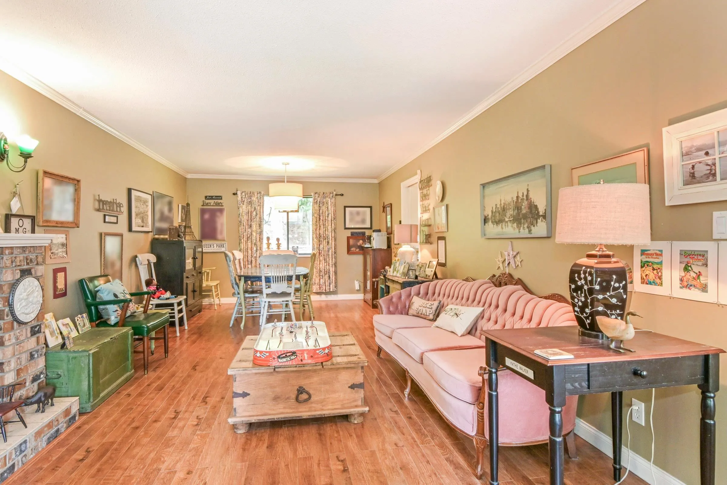 3754 Nanaimo Crescent
