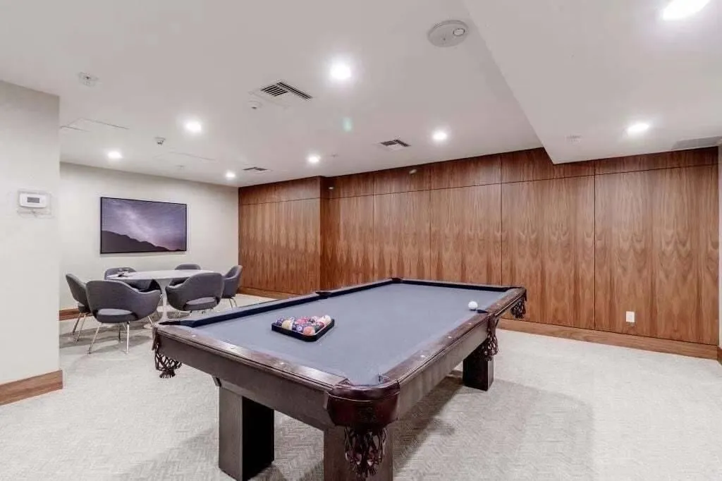 1802 6588 Nelson Avenue