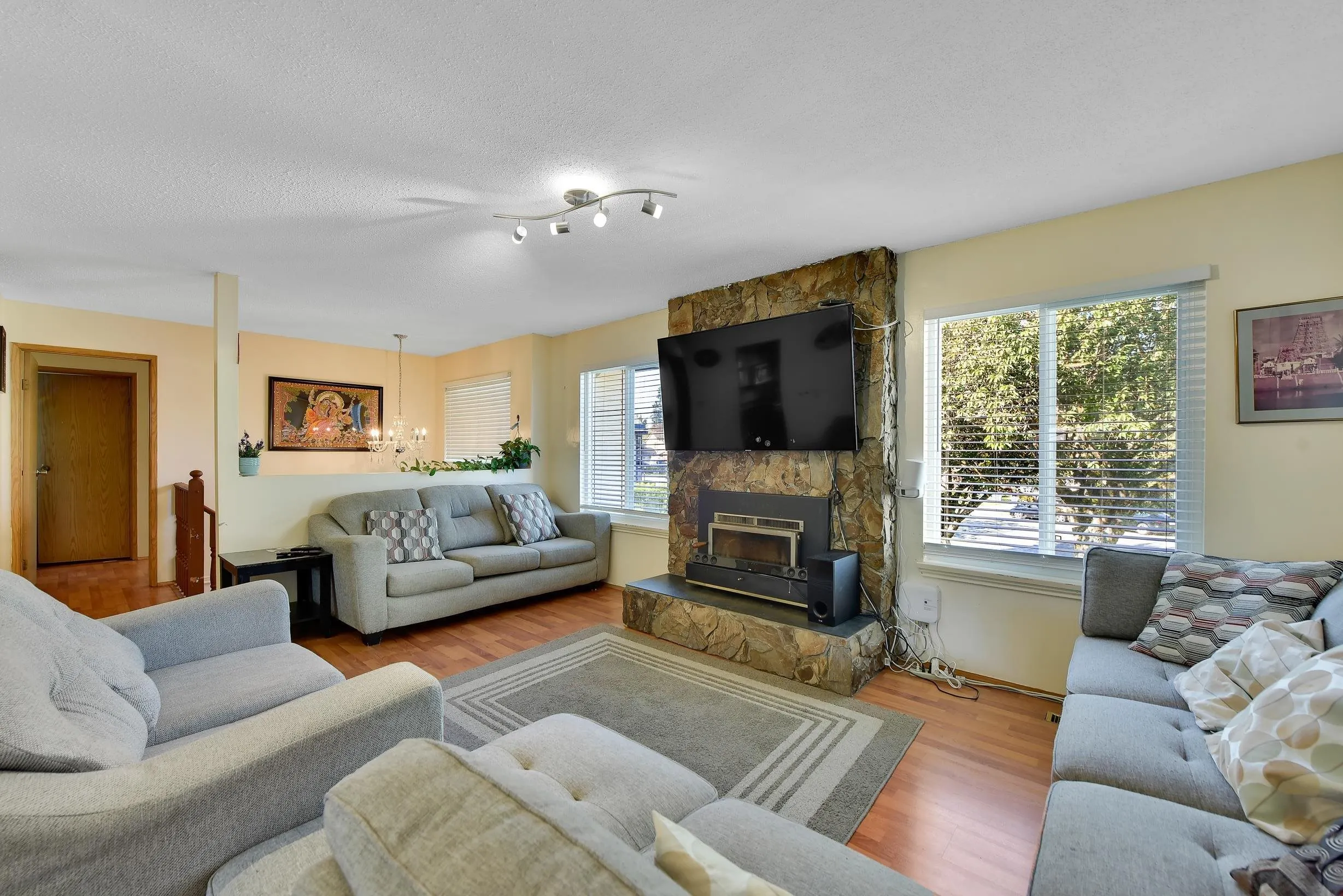 13088 65a Avenue