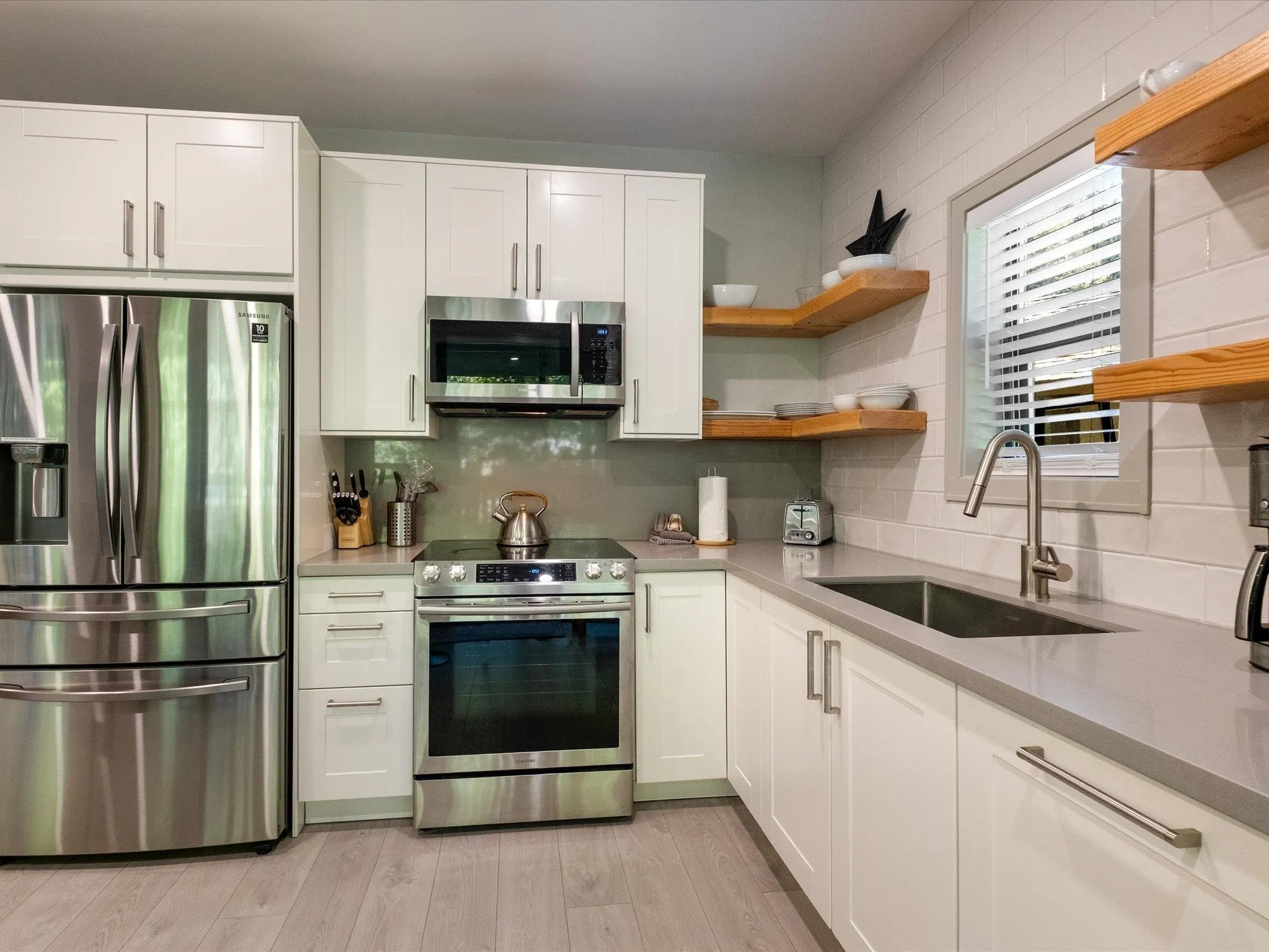 33 4652 Blackcomb Way