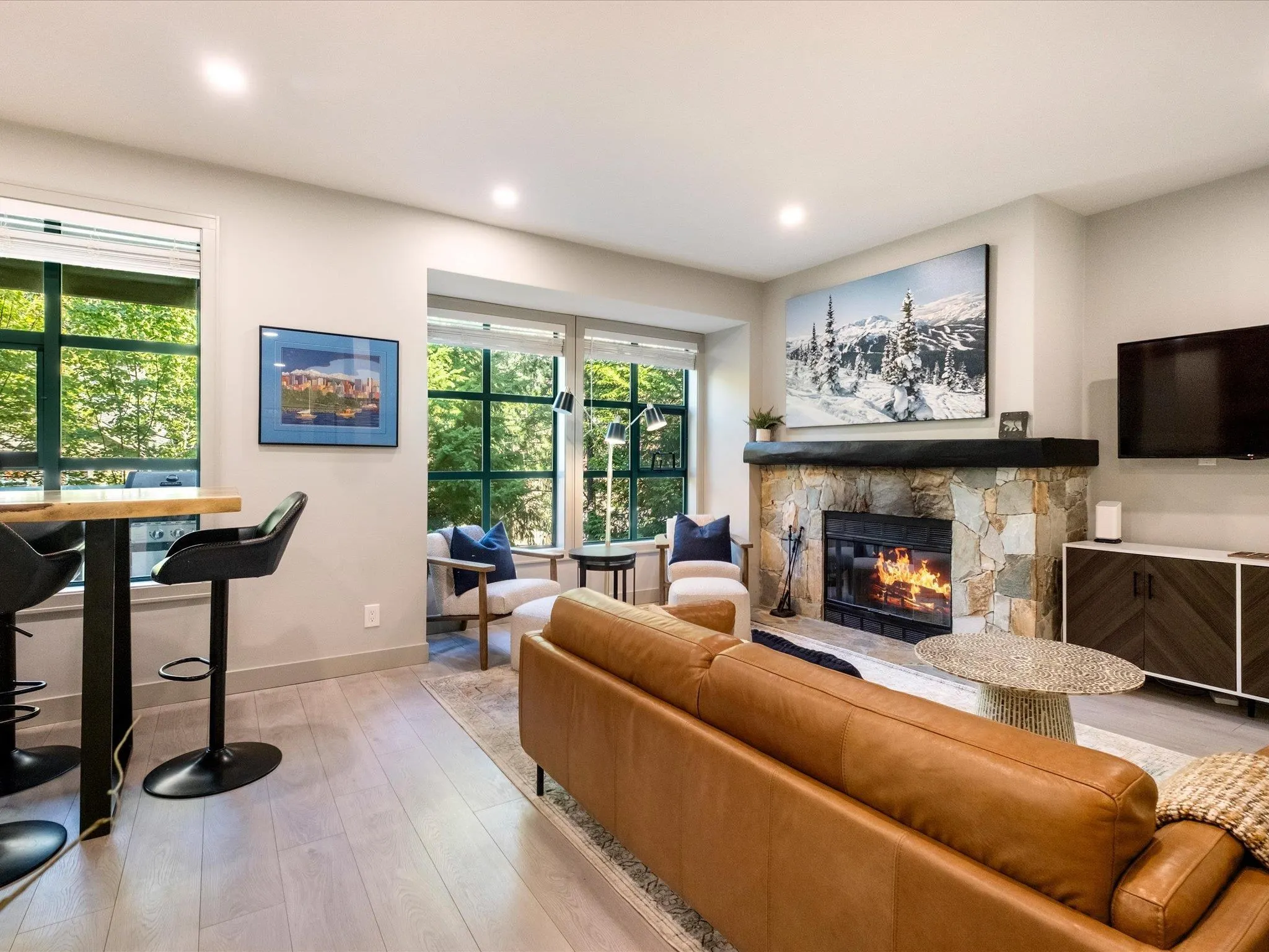 33 4652 Blackcomb Way