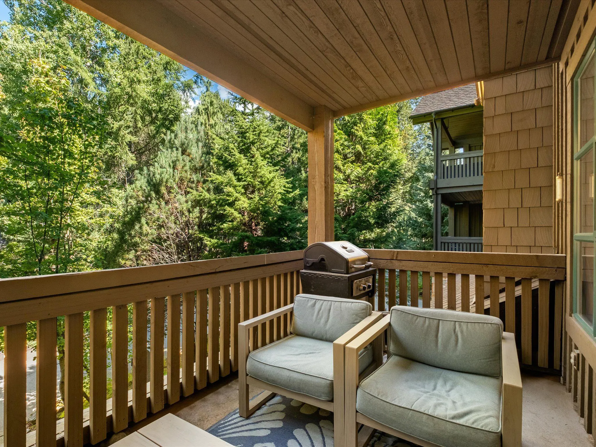 33 4652 Blackcomb Way