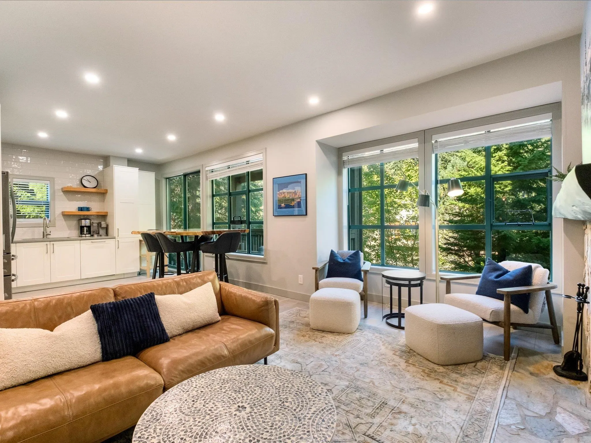 33 4652 Blackcomb Way