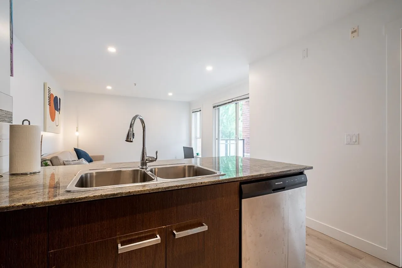 311 13883 Laurel Drive