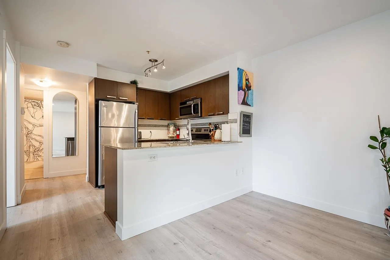311 13883 Laurel Drive