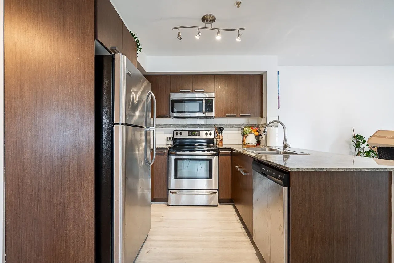 311 13883 Laurel Drive