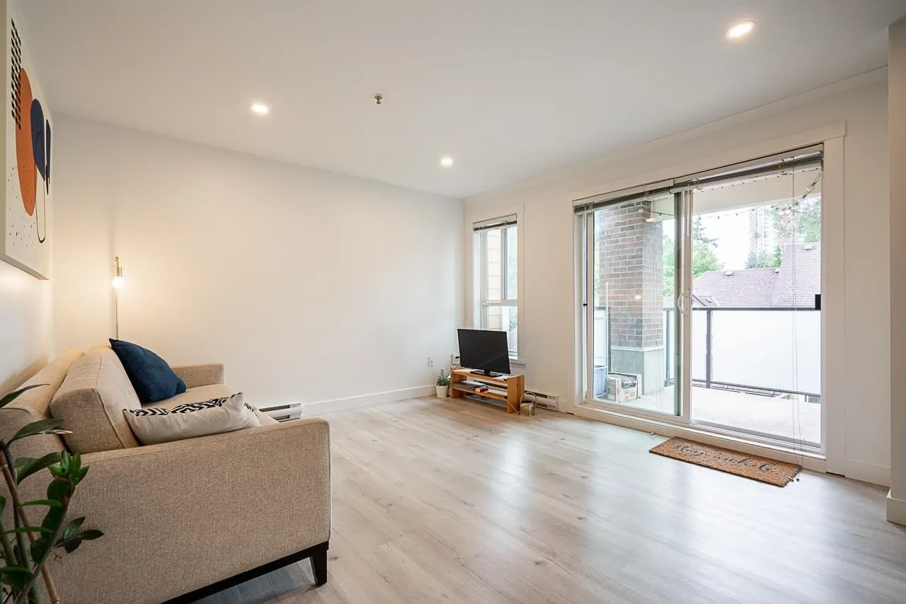 311 13883 Laurel Drive
