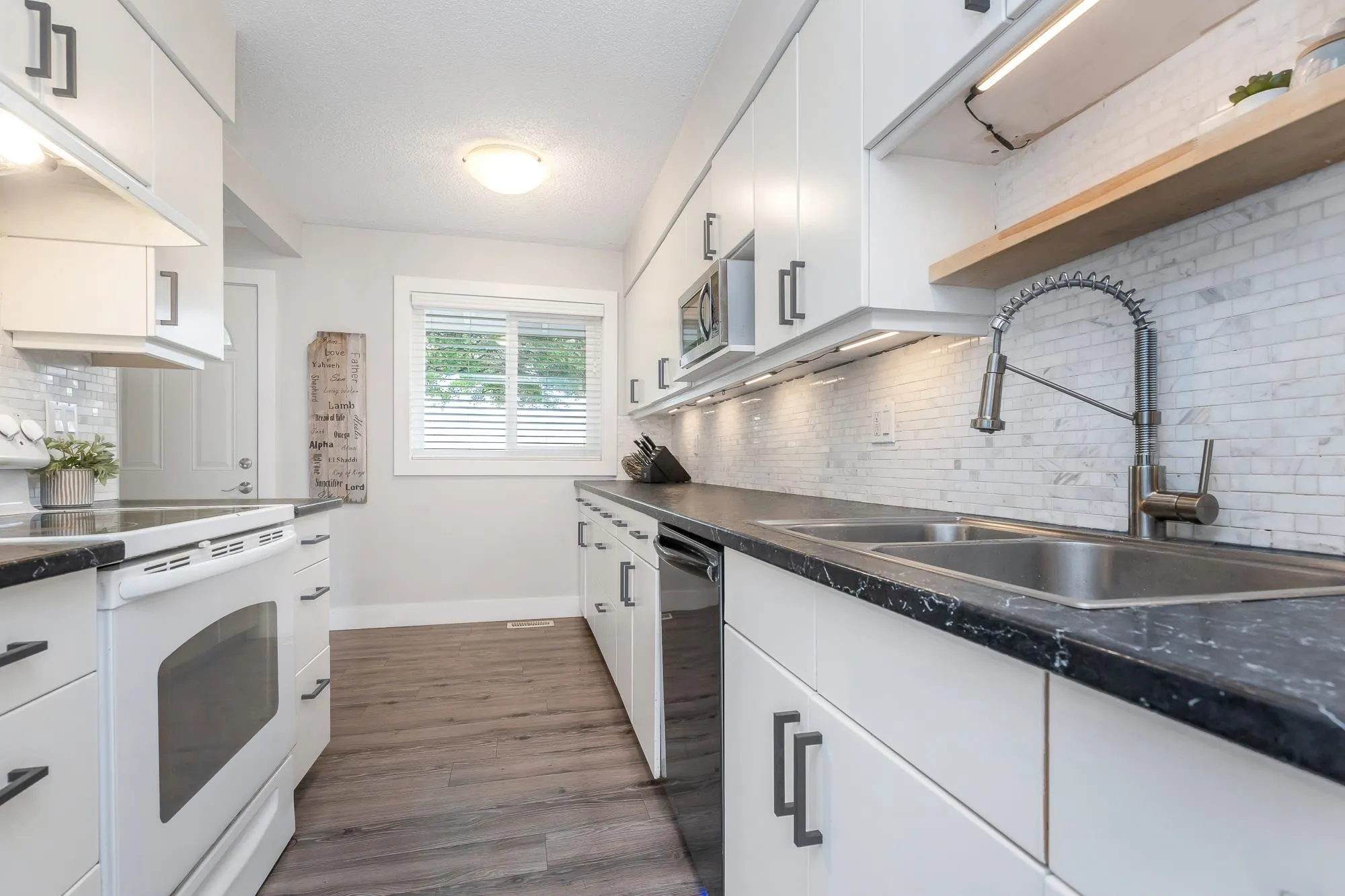 118 32880 Bevan Way