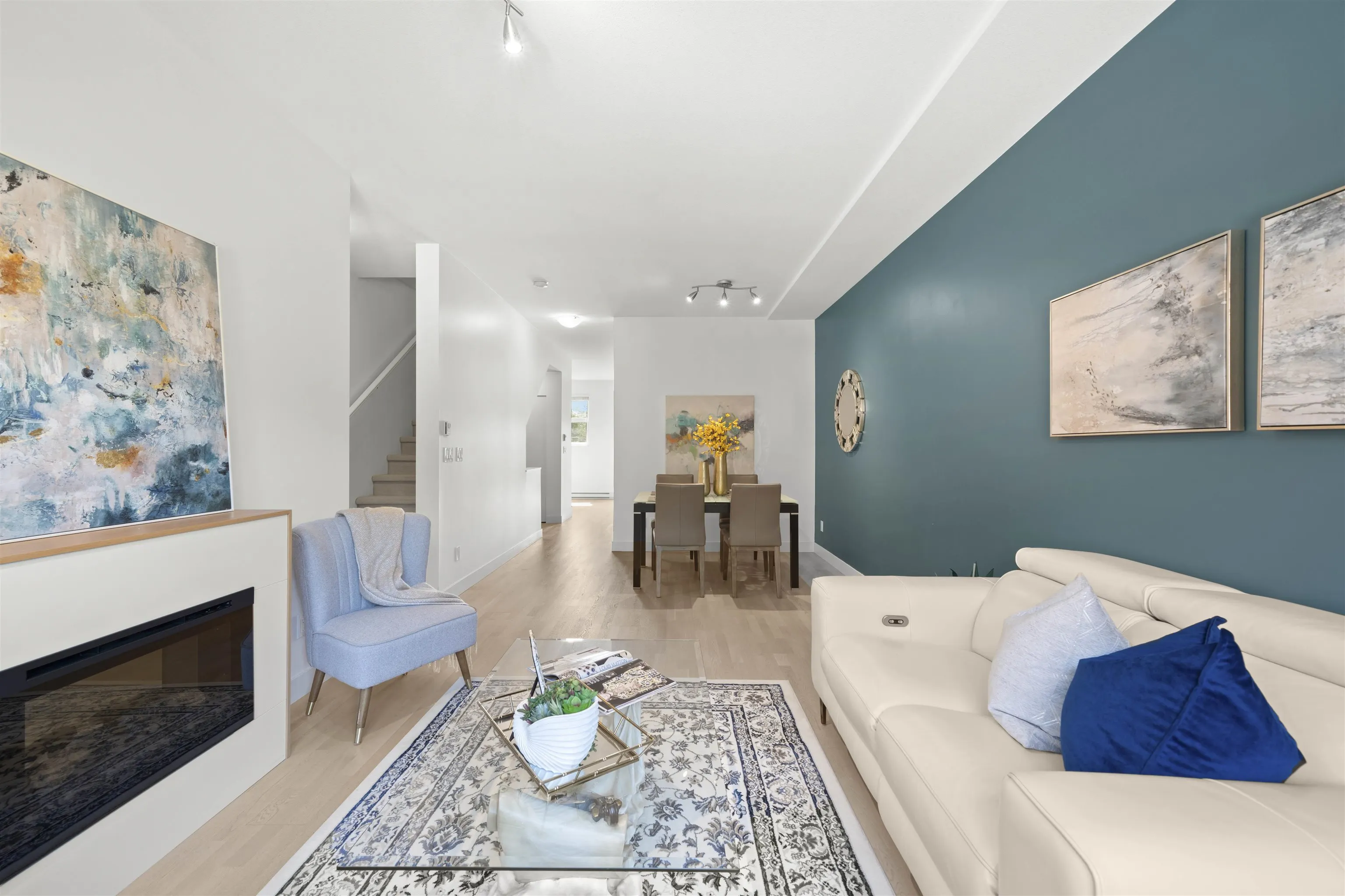 1103 8485 New Haven Close