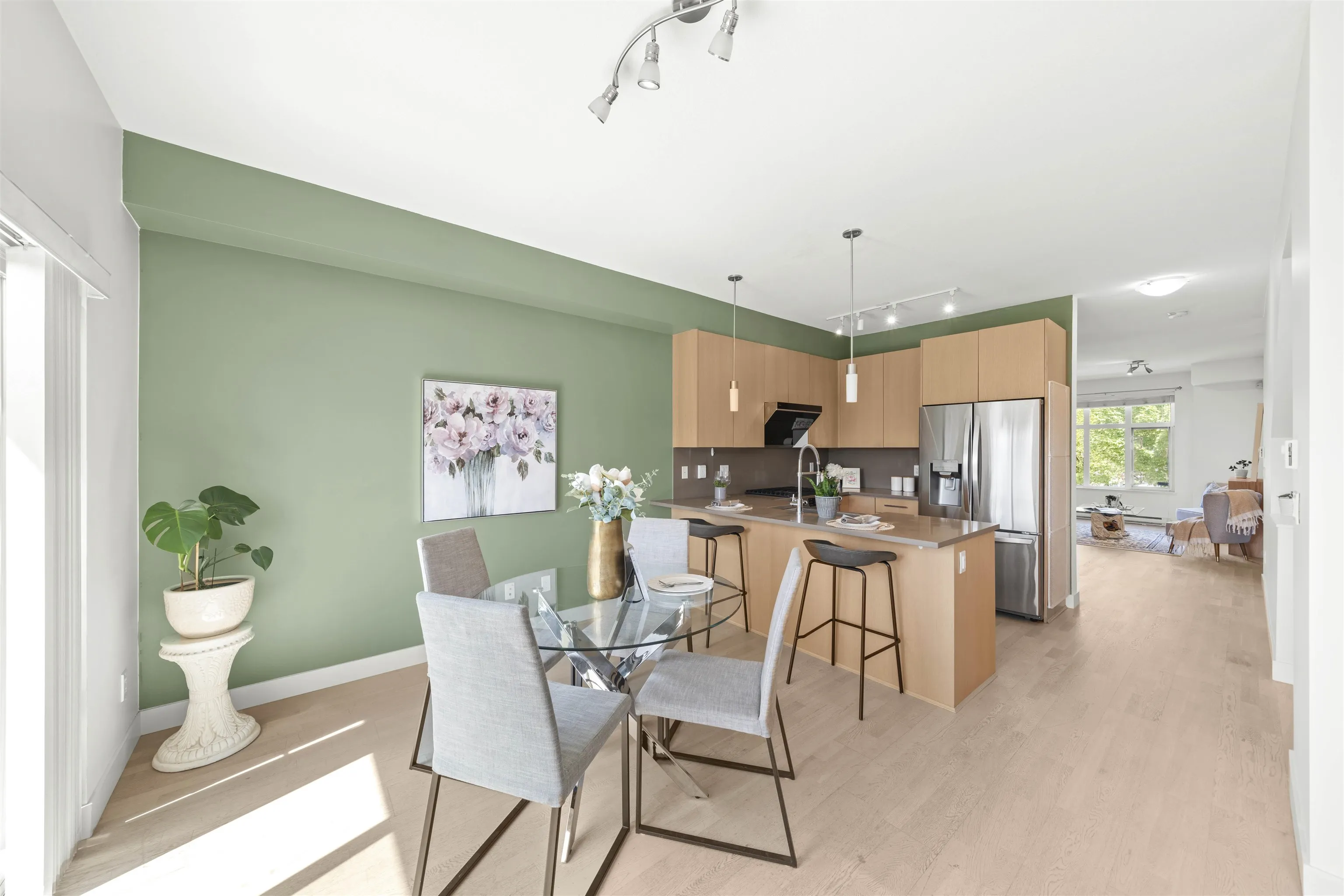 1103 8485 New Haven Close