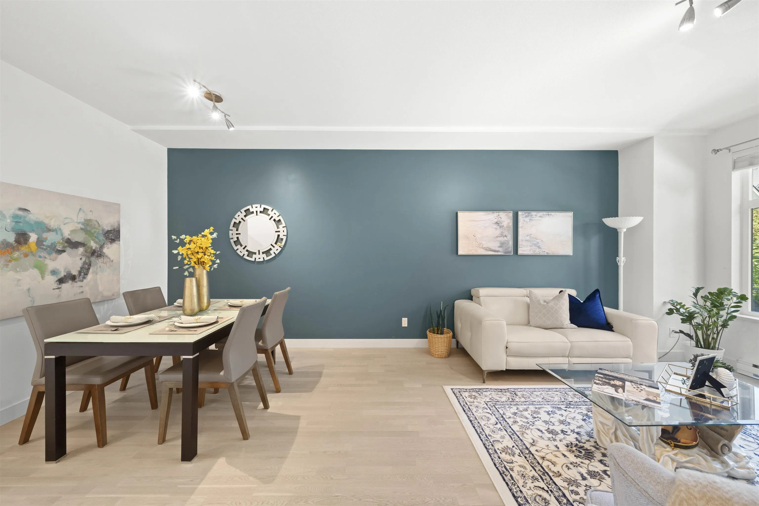 1103 8485 New Haven Close