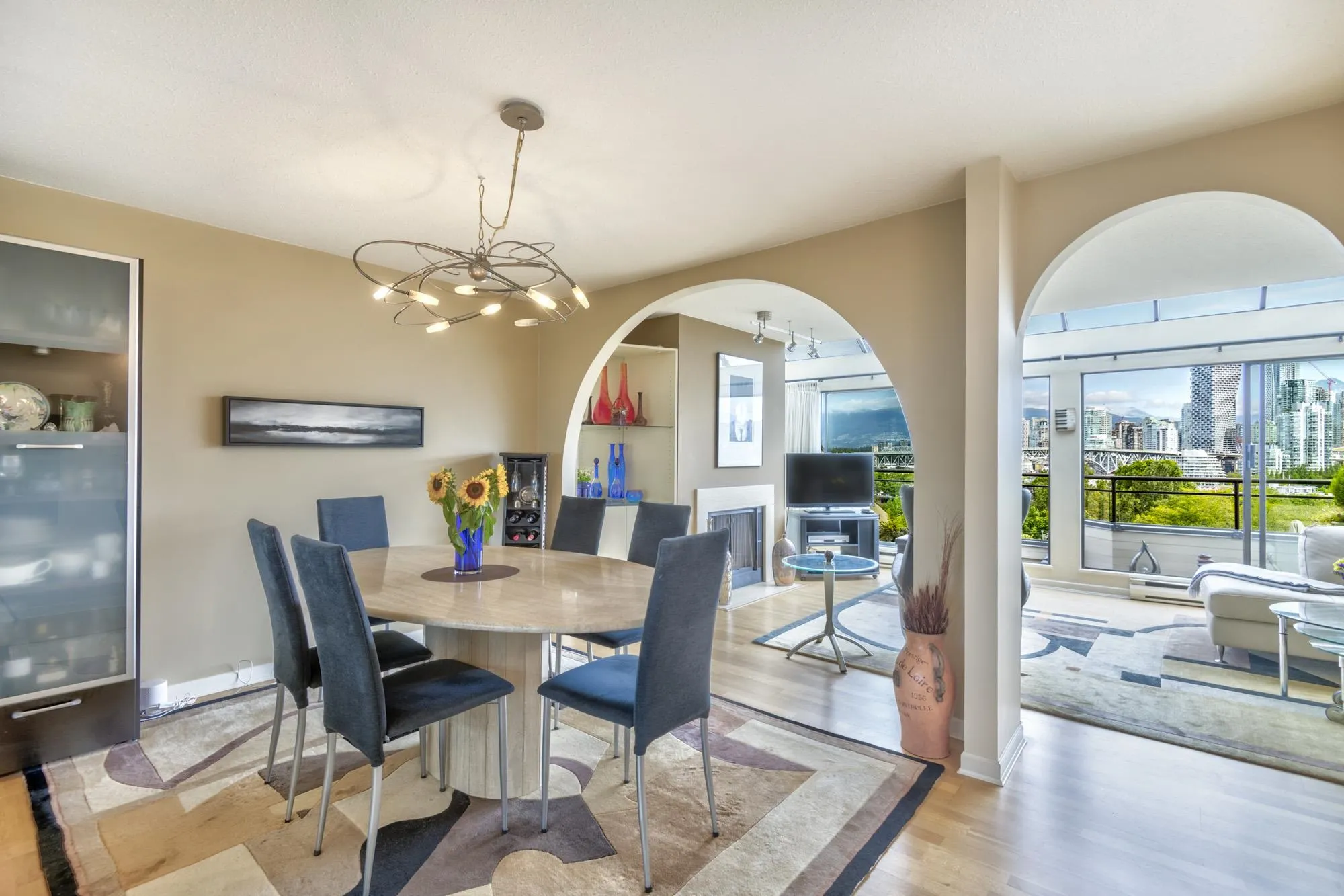 G 1215 W 7th Avenue