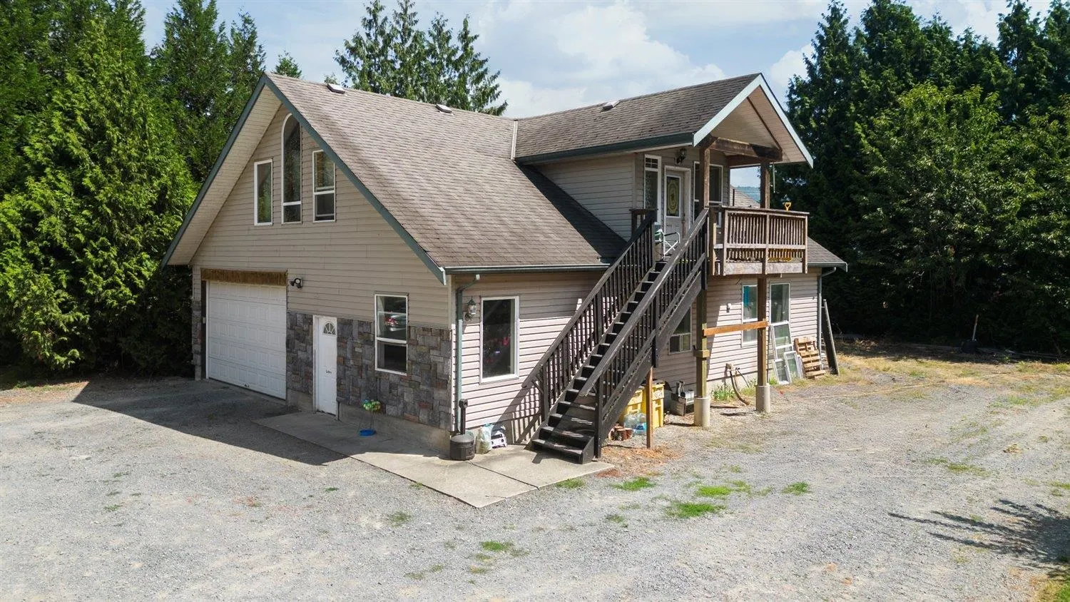 5610 Lougheed Highway