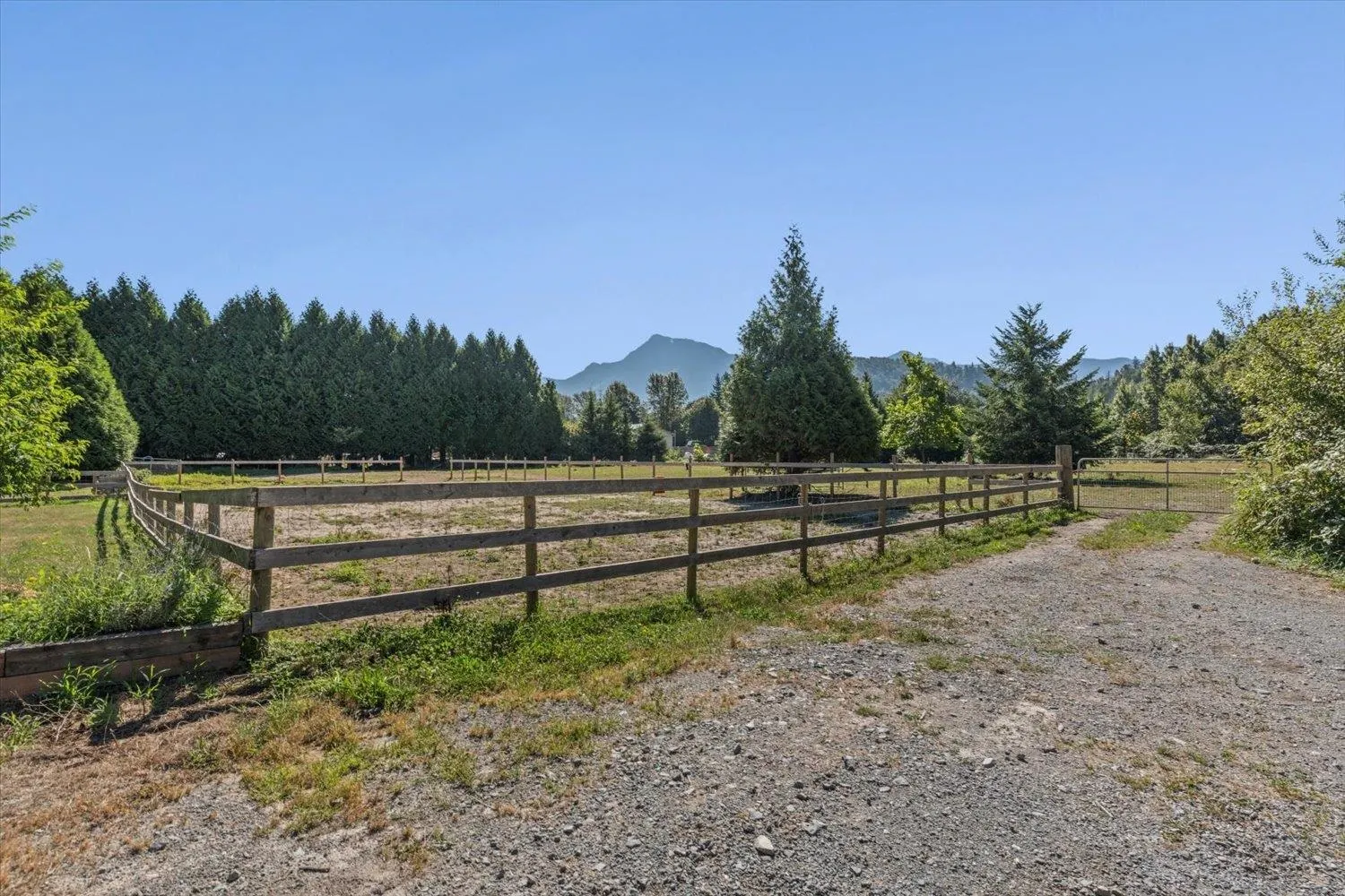5610 Lougheed Highway