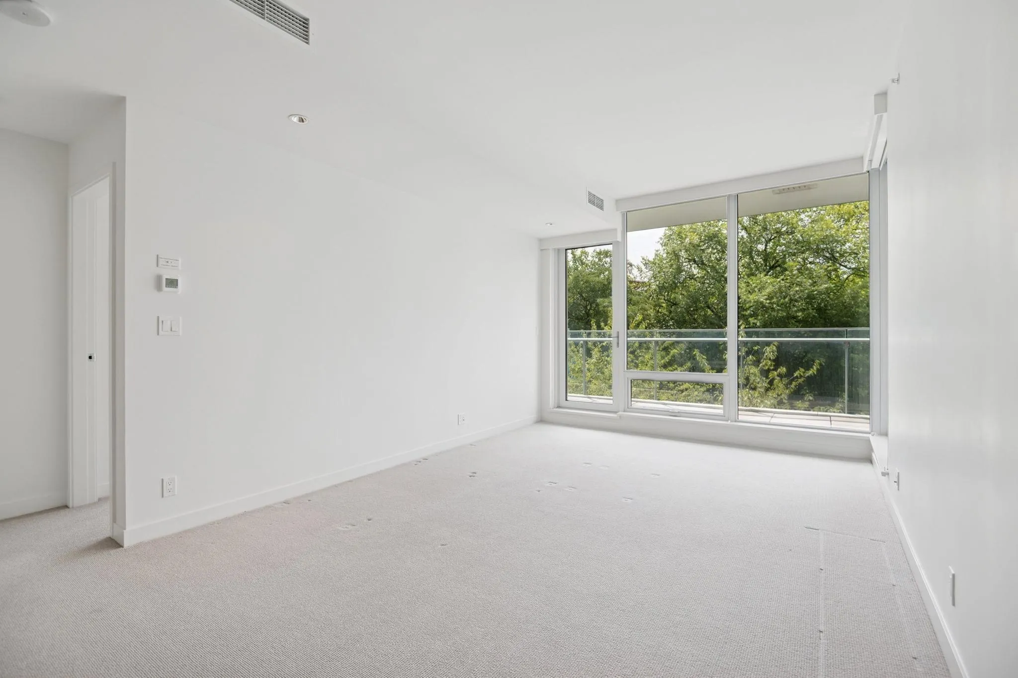 206 6611 Pearson Way