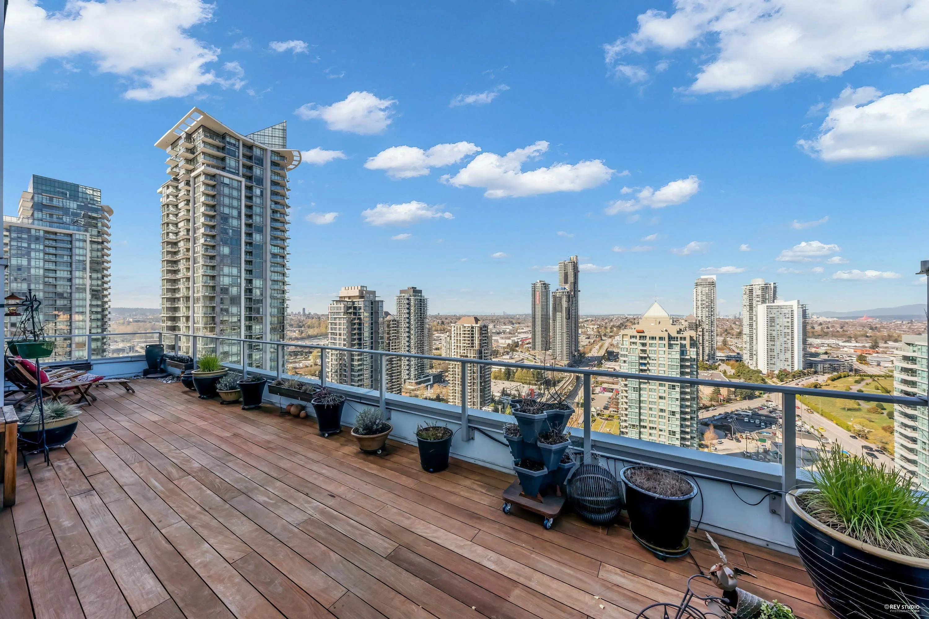 2803 4400 Buchanan Street