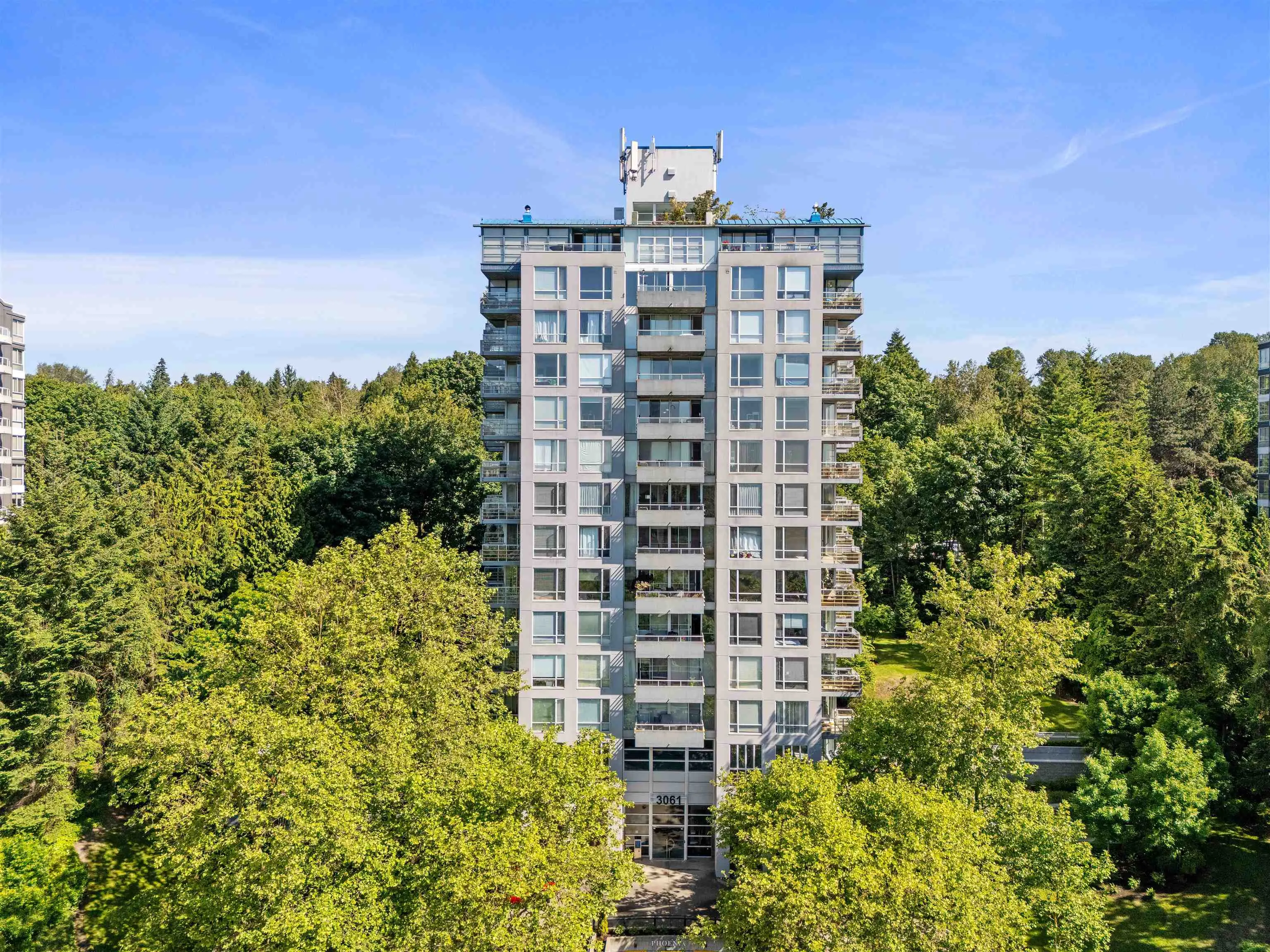 606 3061 E Kent Avenue North