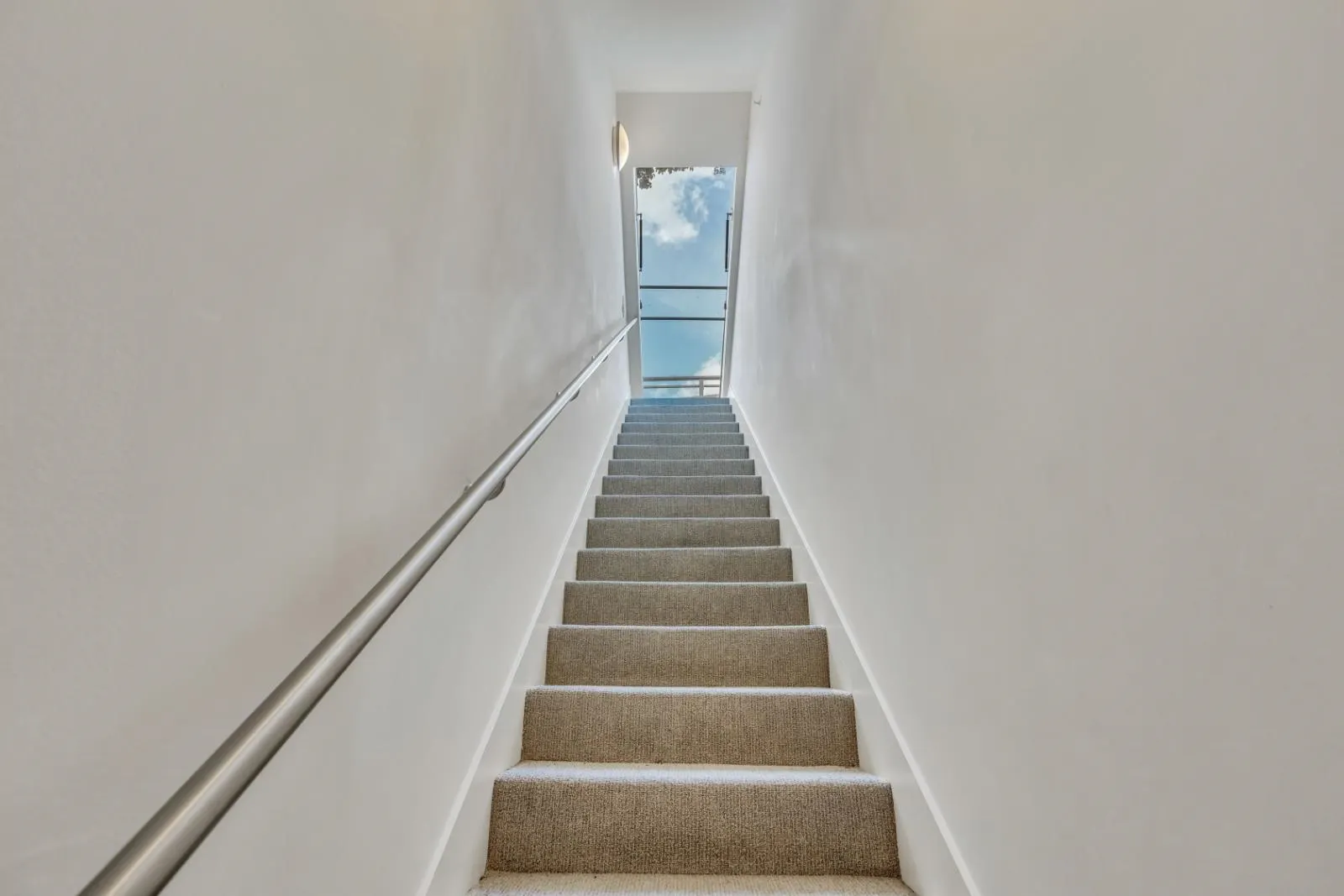 1801 111 E 1st Avenue